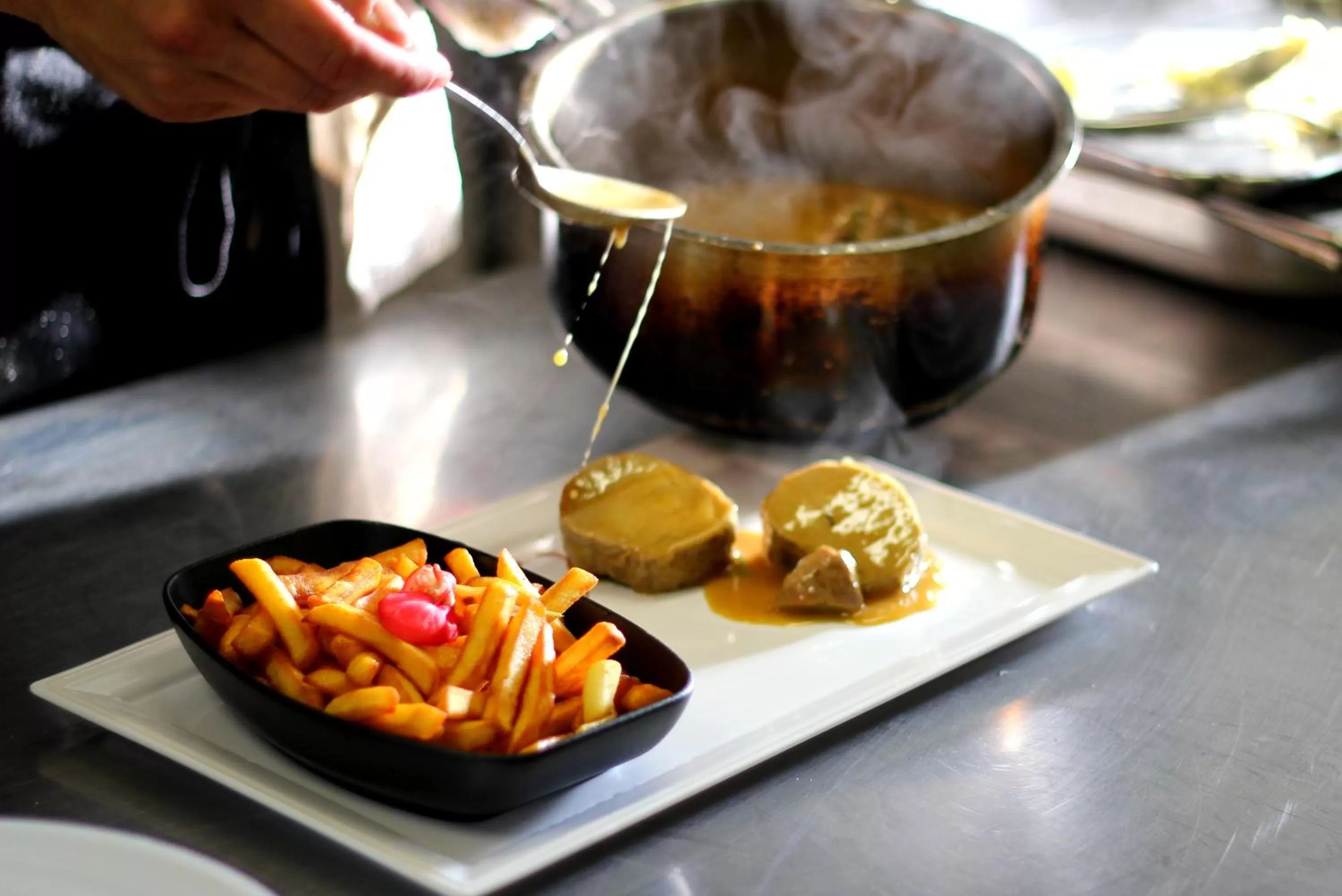 Food in Logis Hôtel Vuillot