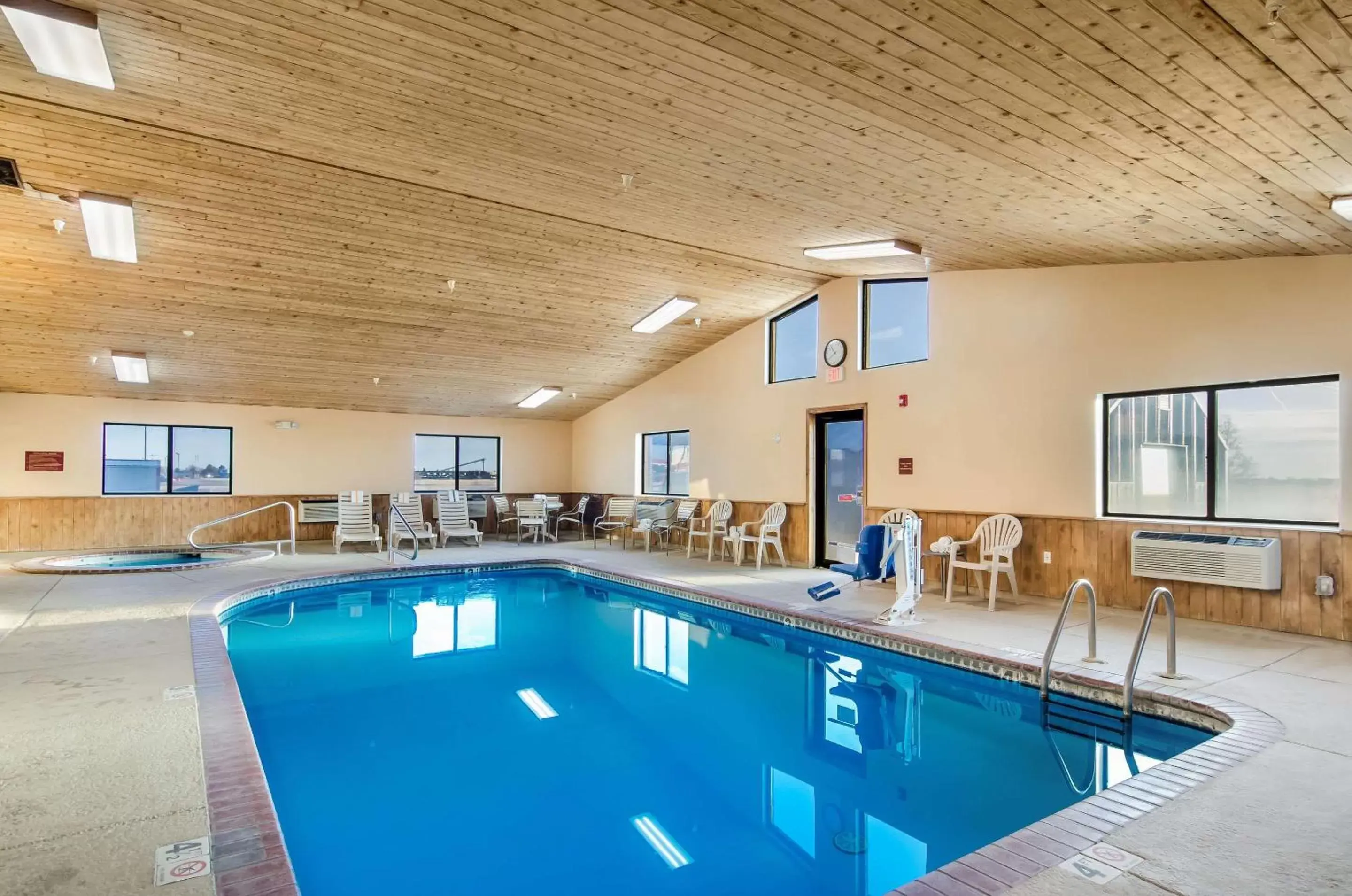 On site, Swimming Pool in Quality Inn Goodland, KS near Northwest Kansas Technical College