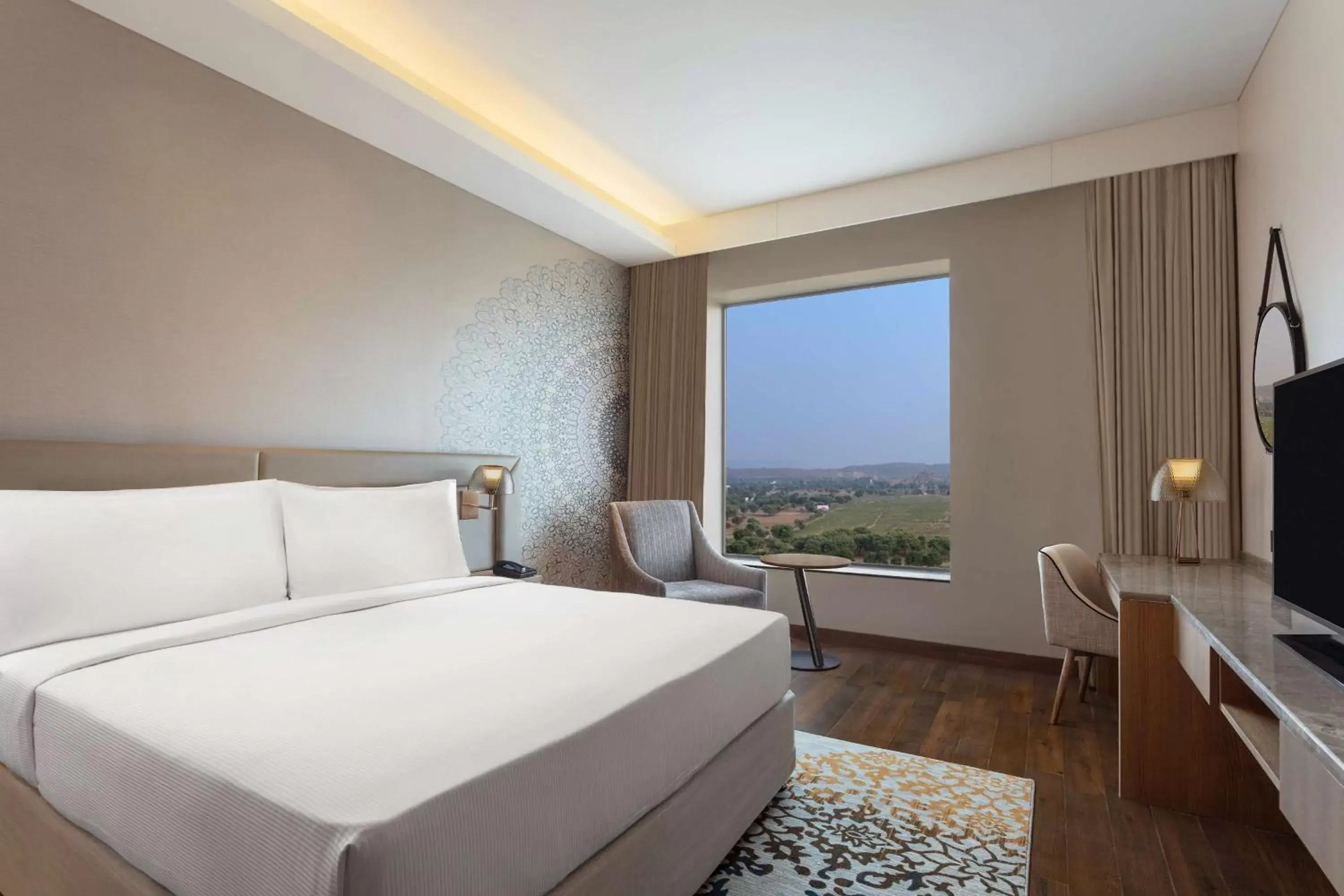 Deluxe King Room - single occupancy in DoubleTree By Hilton Jaipur Amer Deluxe King Room - single occupancy in DoubleTree By Hilton Jaipur Amer