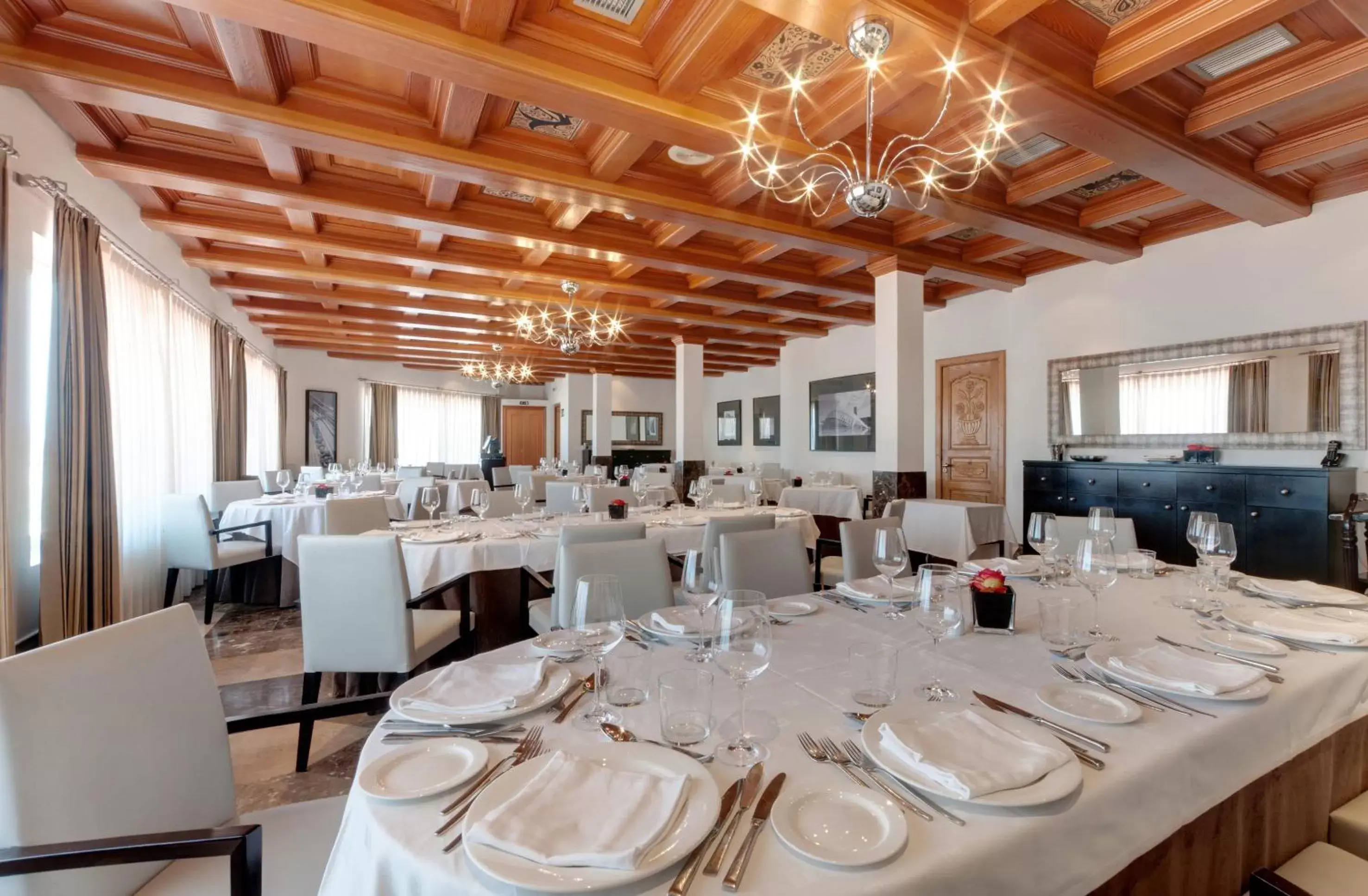 Restaurant/Places to Eat in Port Azafata Valencia