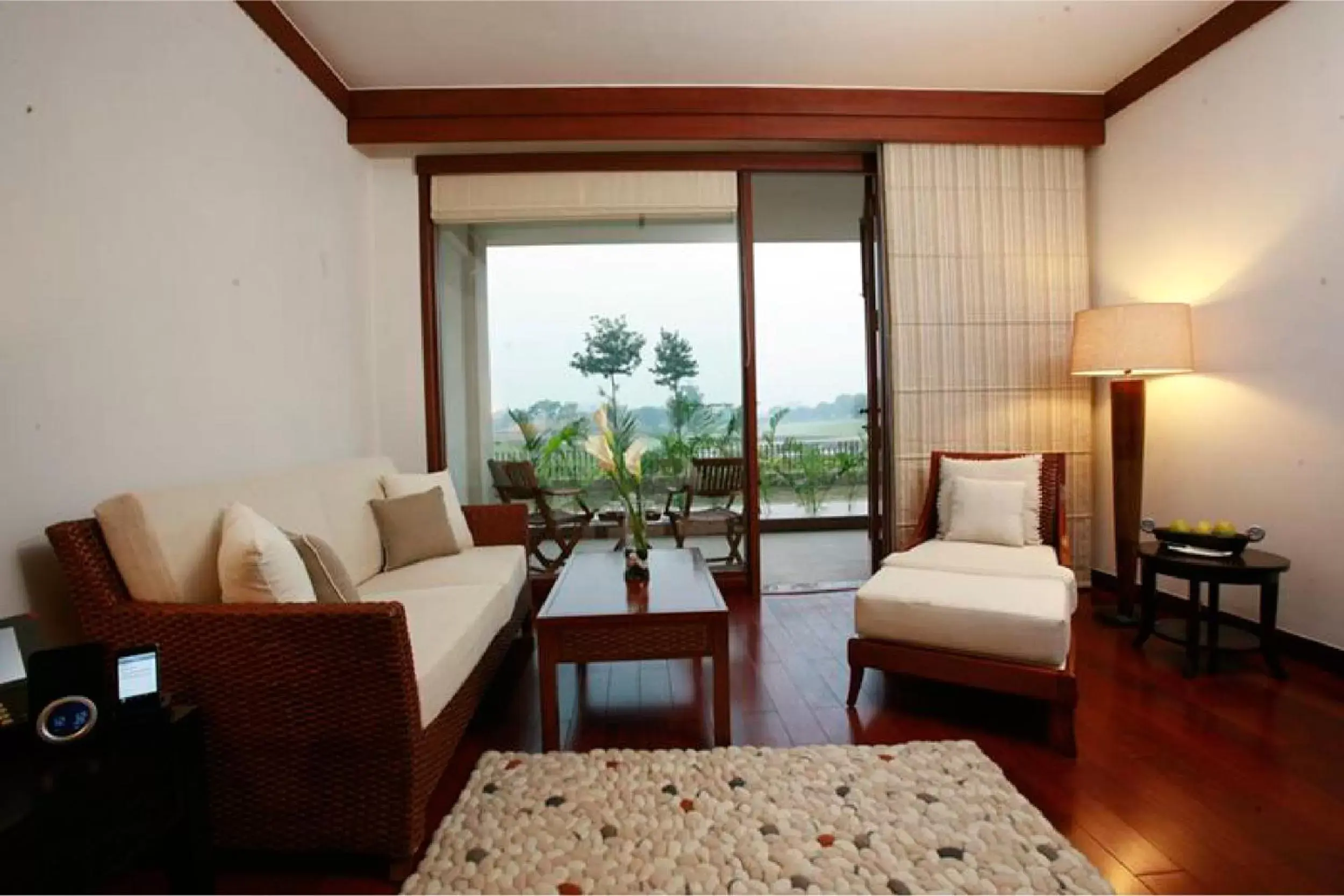 Golf View King Room in Jaypee Greens Golf and Spa Resort
