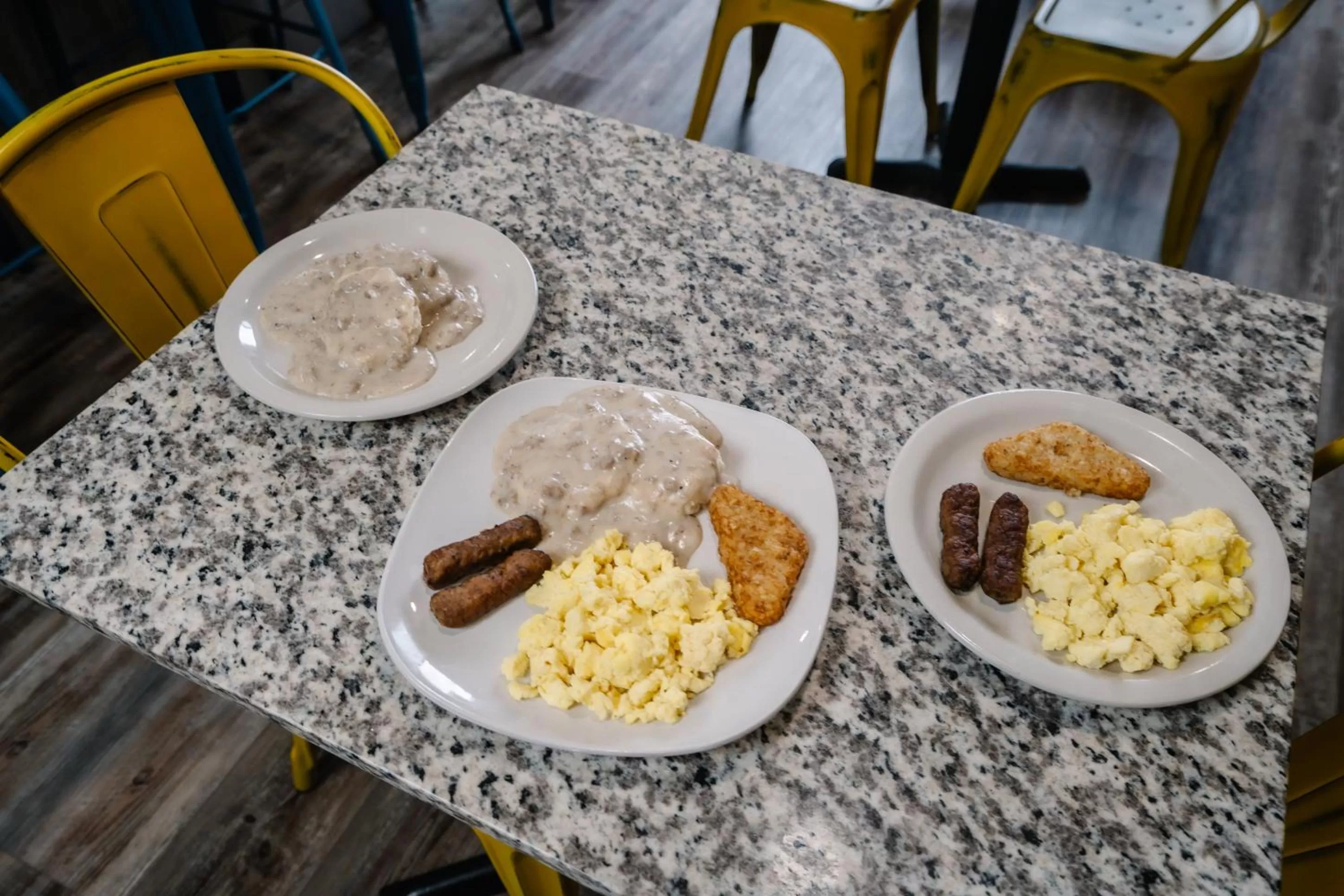 Food in The Ashley Inn & Suites