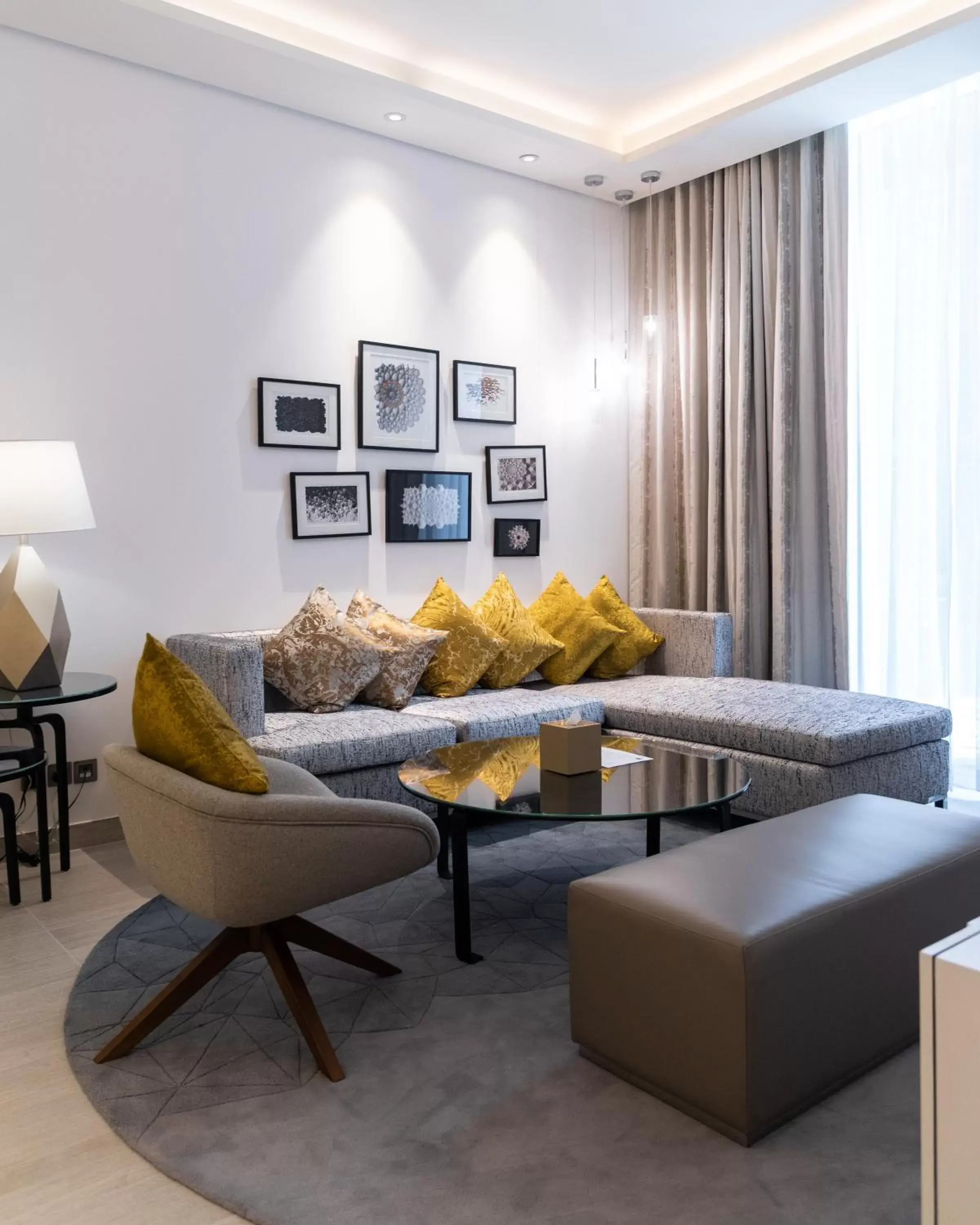 Living room, Seating Area in Grand Mercure Dubai