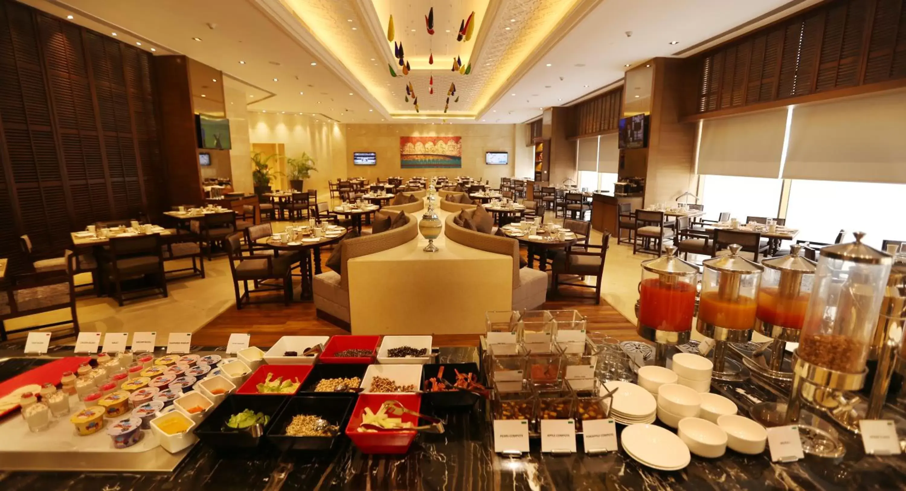 Restaurant/places to eat in Pride Plaza Hotel, Aerocity New Delhi Restaurant/places to eat in Pride Plaza Hotel, Aerocity New Delhi