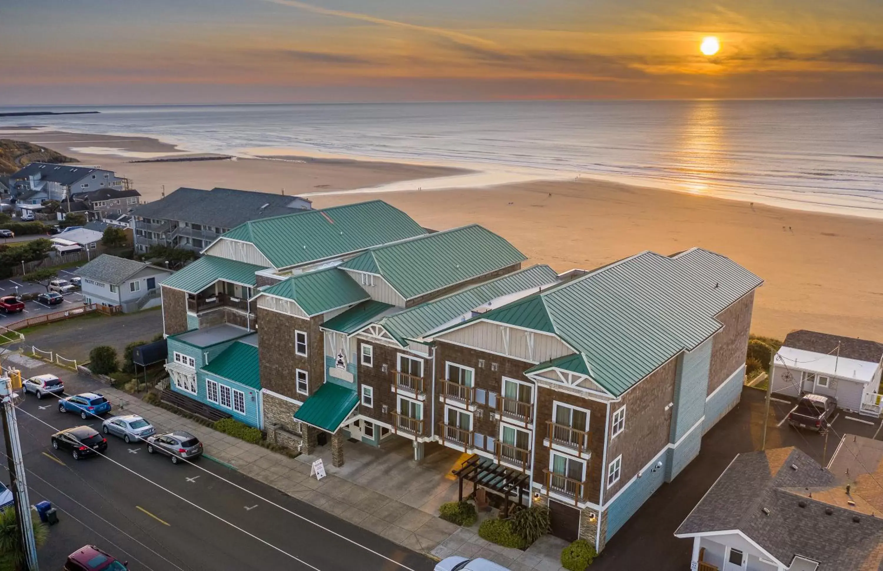 Property building, Bird's-eye View in Inn at Nye Beach