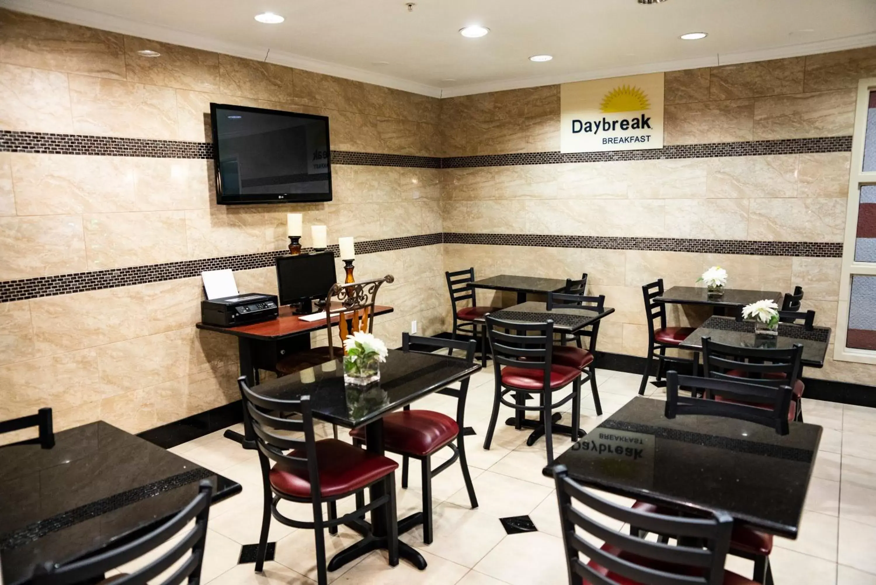 Lobby or reception, Restaurant/Places to Eat in Days Inn by Wyndham Concord