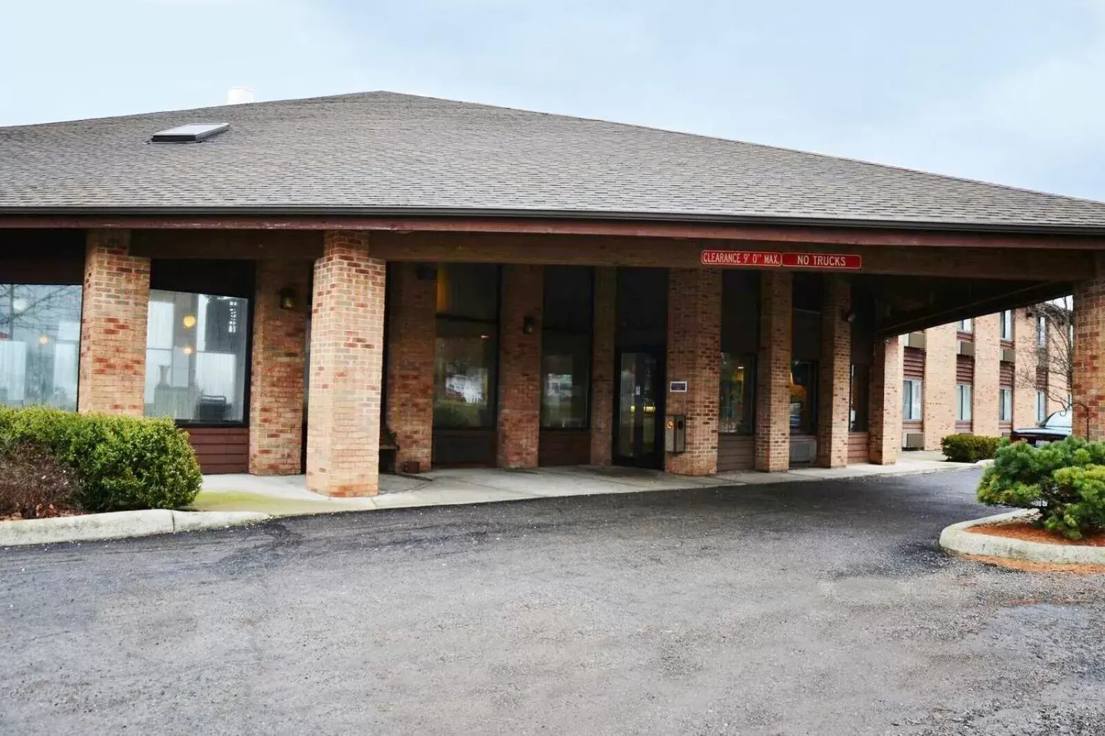 Property Building in Country Hearth Inn & Suites - Kenton