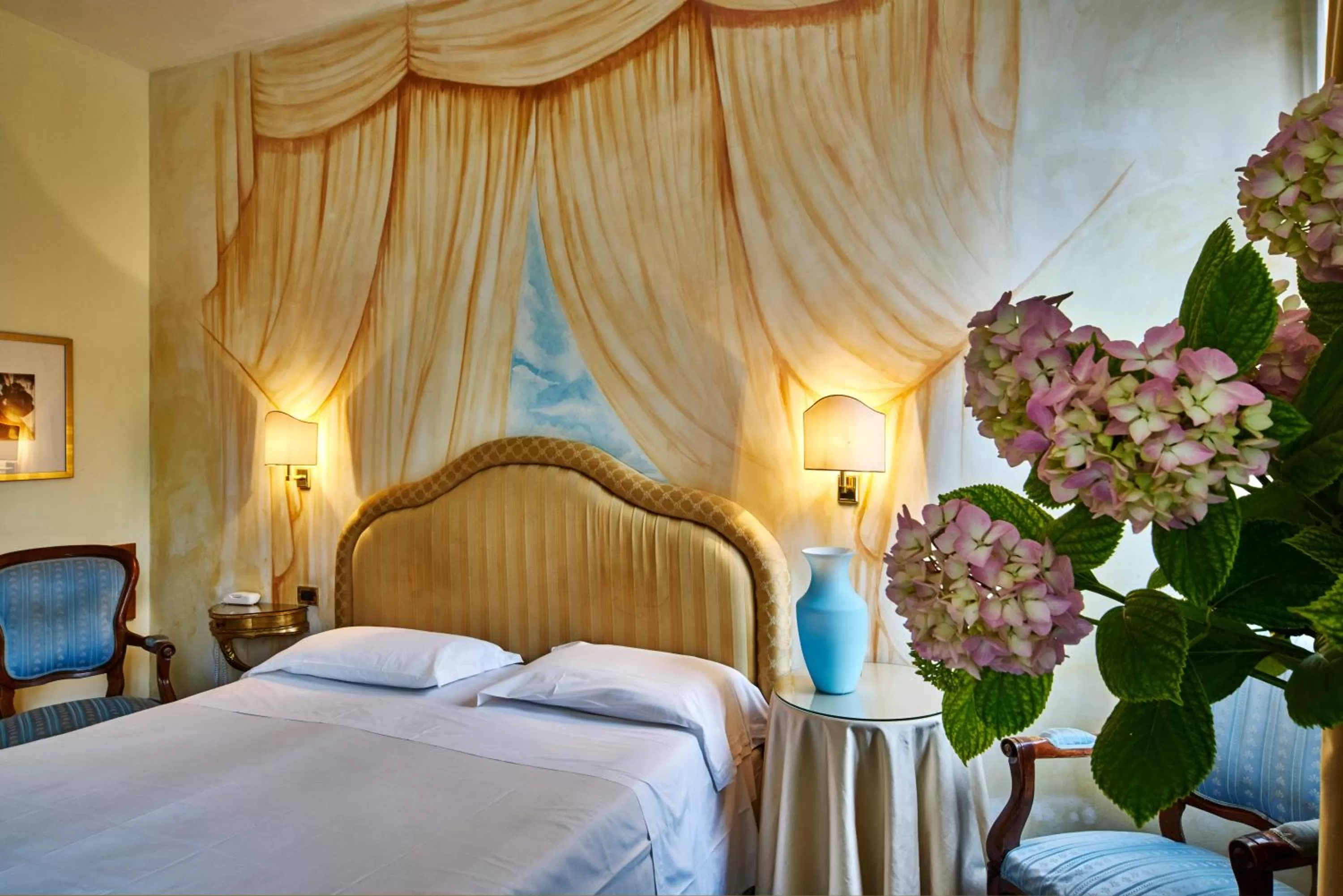 Photo of the whole room, Bed in Hotel Gardena