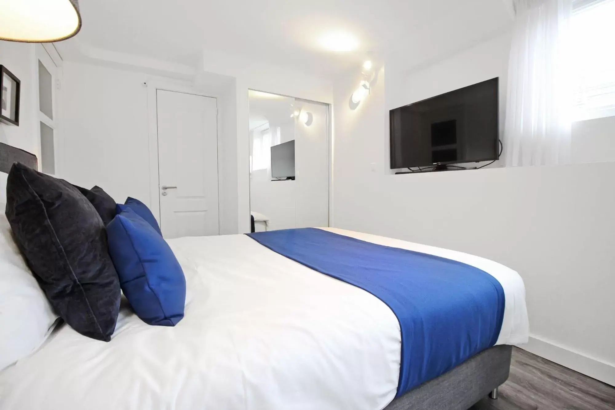 Bed in Romantic suite in Jordaan near CS