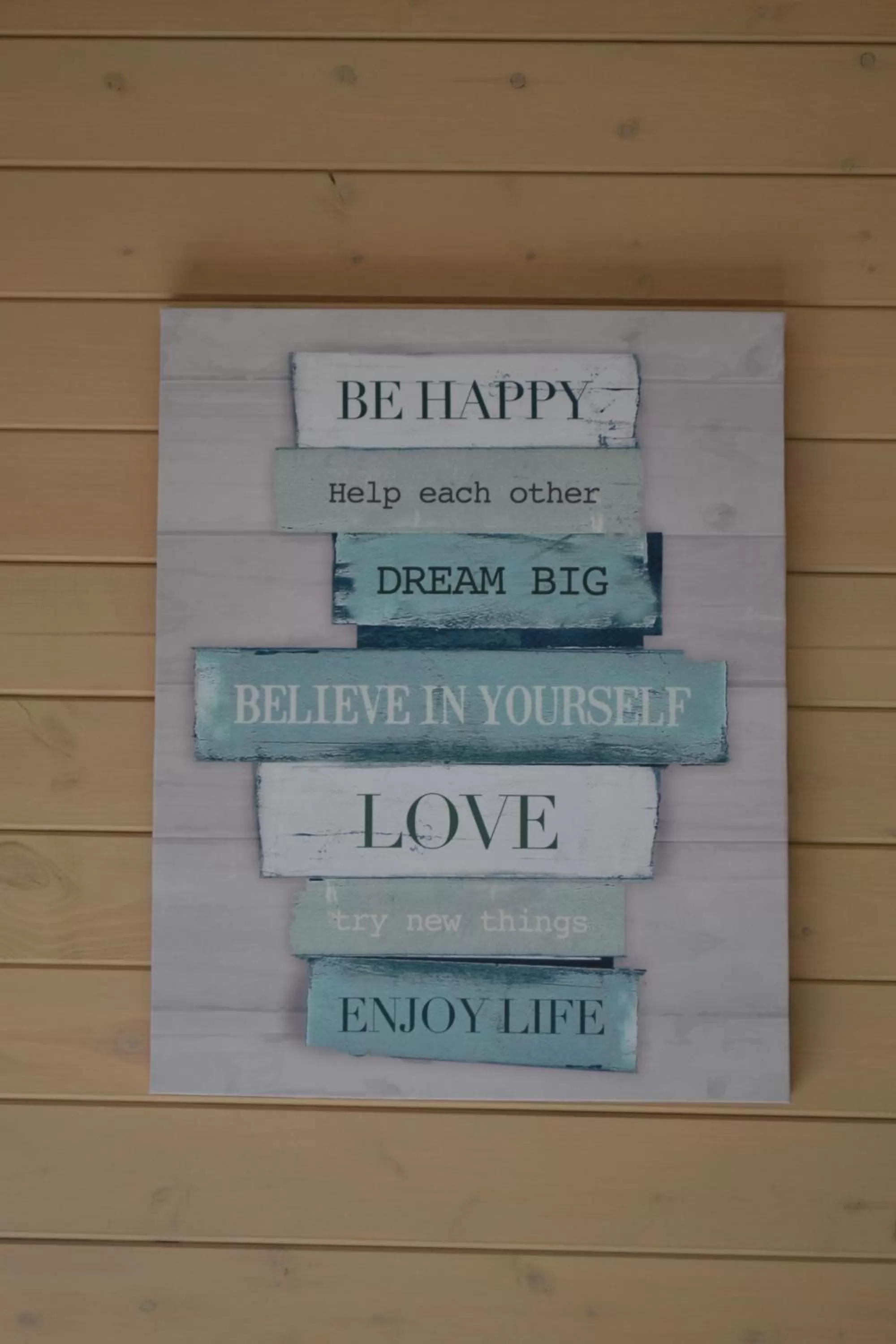 Decorative detail in Maple Cottage B&B