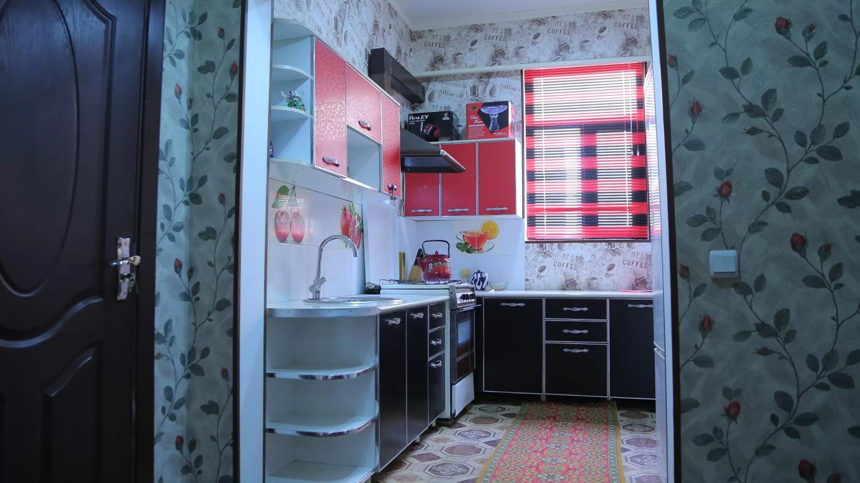 Kitchen or kitchenette, Kitchen/Kitchenette in KHIVA HOSTEL ...