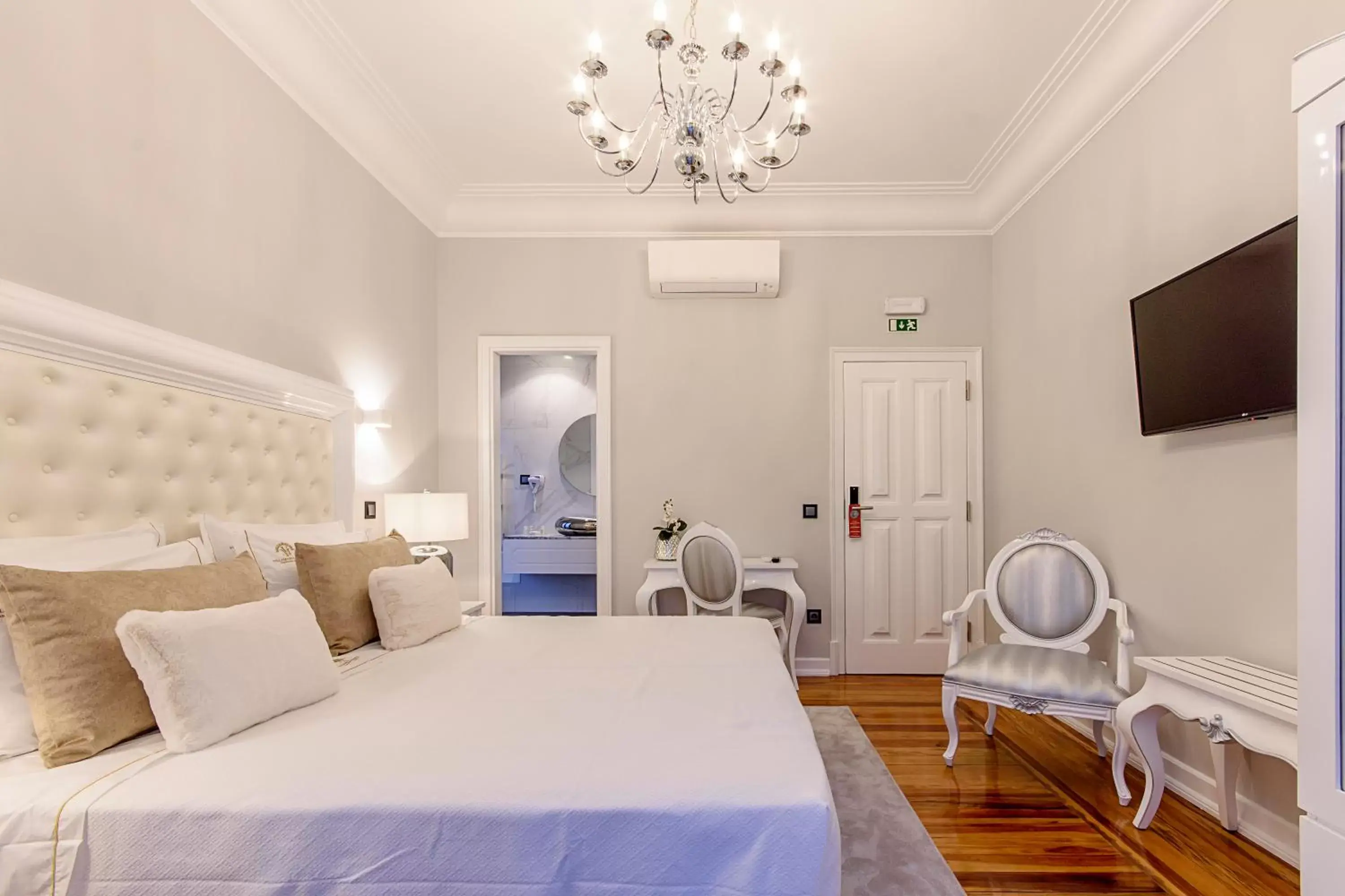 Bedroom in Villa Mariazinha Charming Hotel