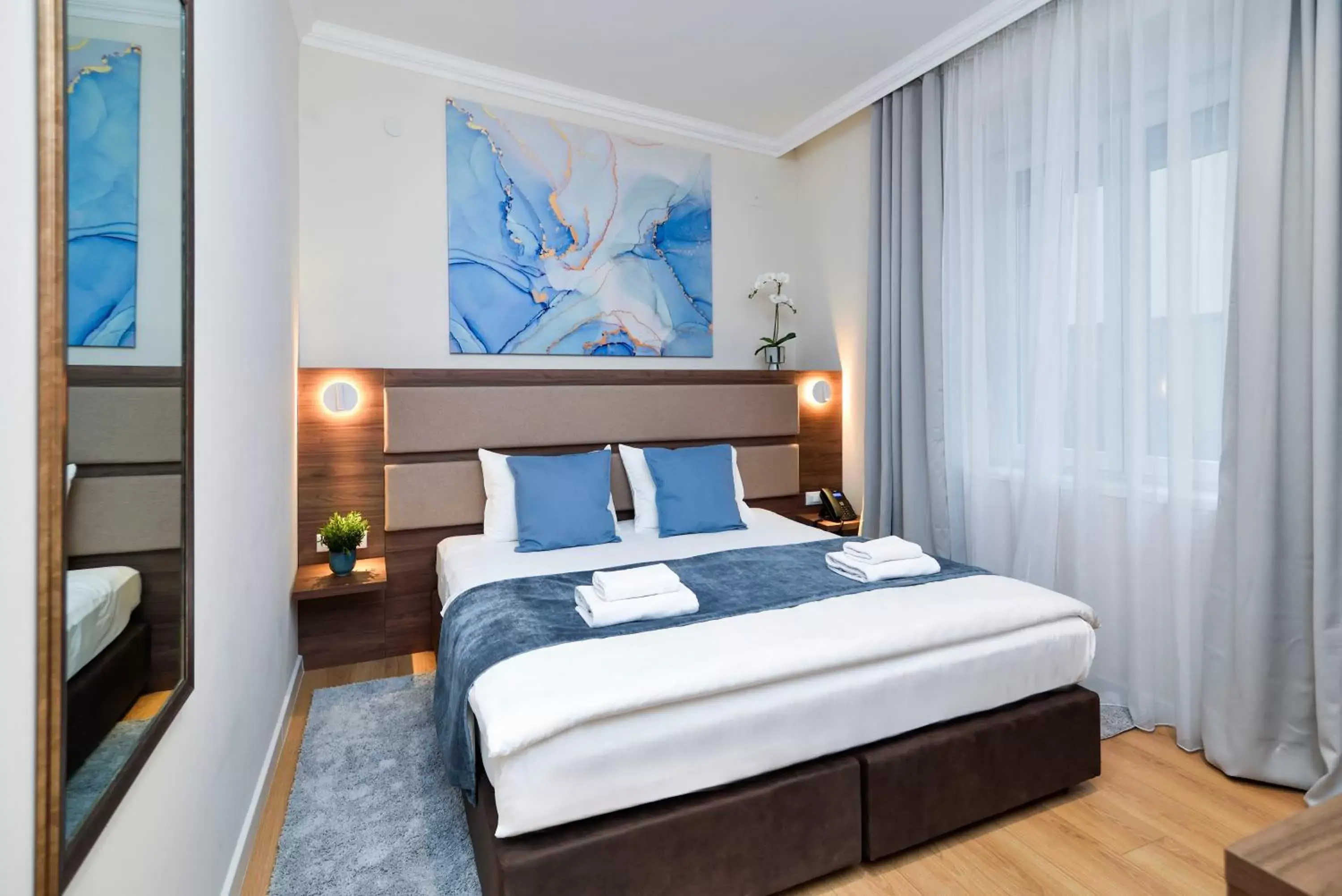 Bed in Hotel Opera Garni Bed in Hotel Opera Garni