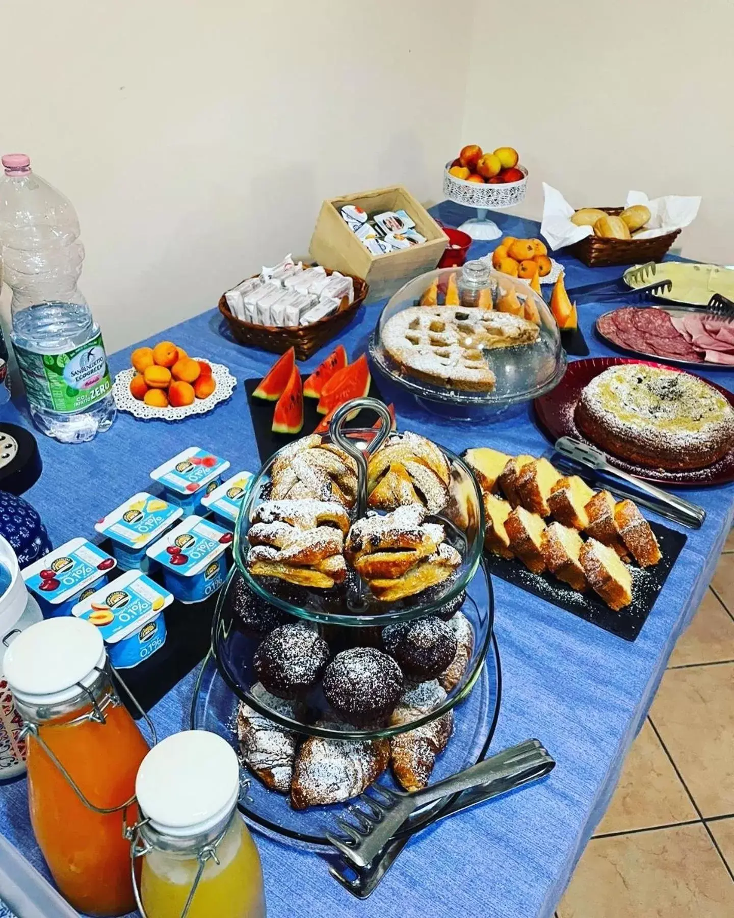 Buffet breakfast, Food in Seaside B&B Avola