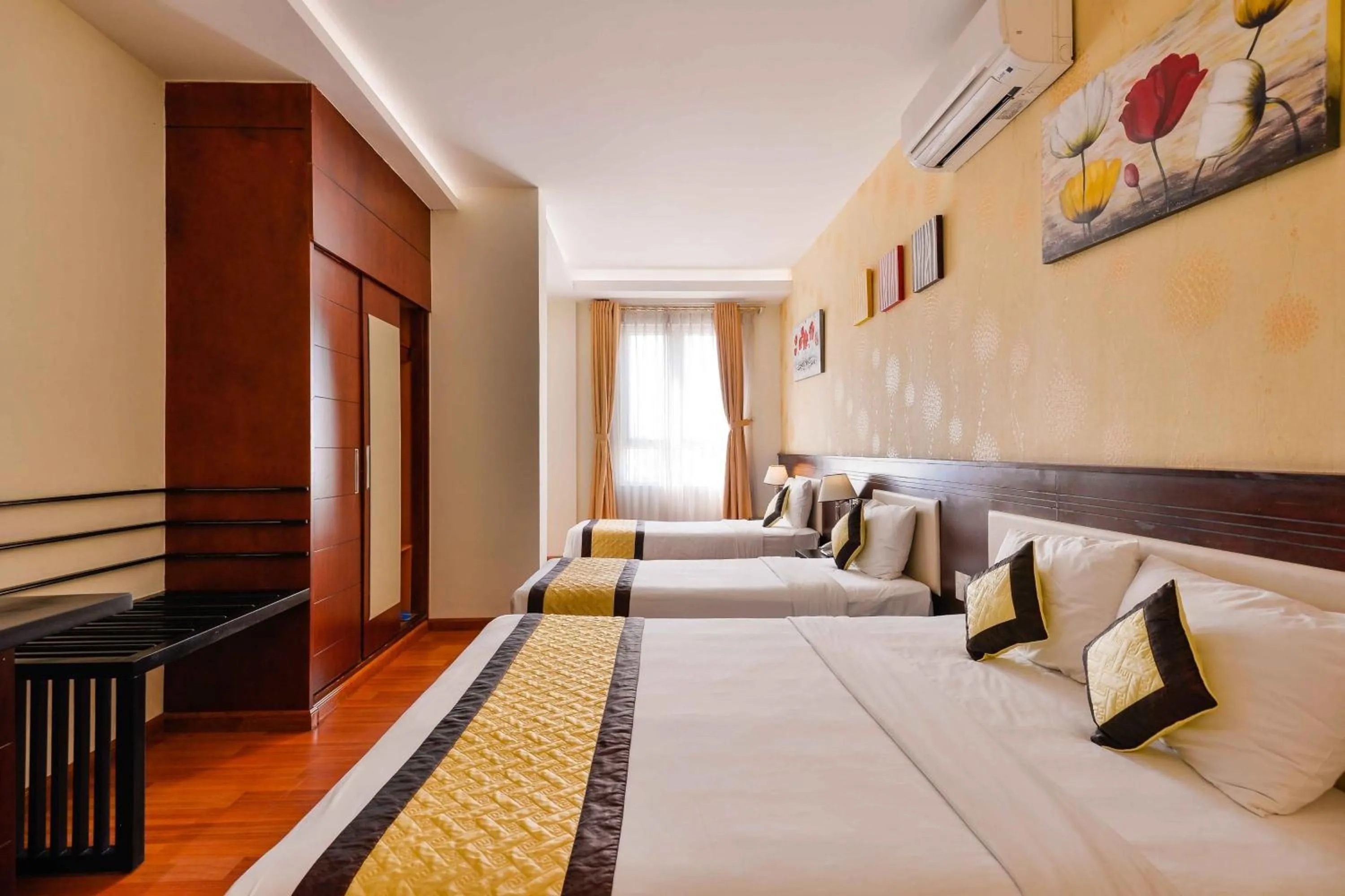 Bed in Happy Life Hotel District 7 Gần SECC
