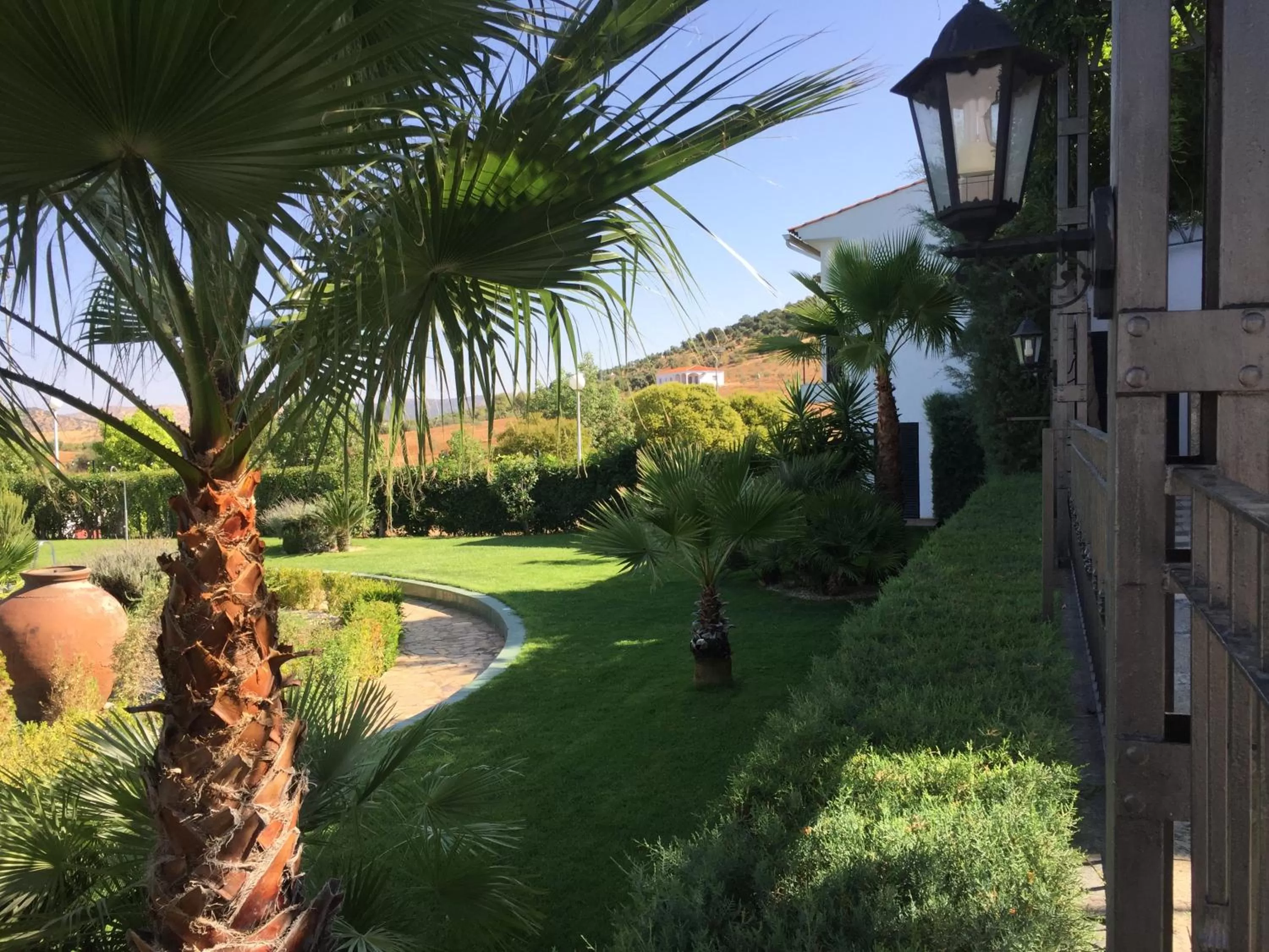 Swimming pool in Apartamentos Atalayas Extremadura