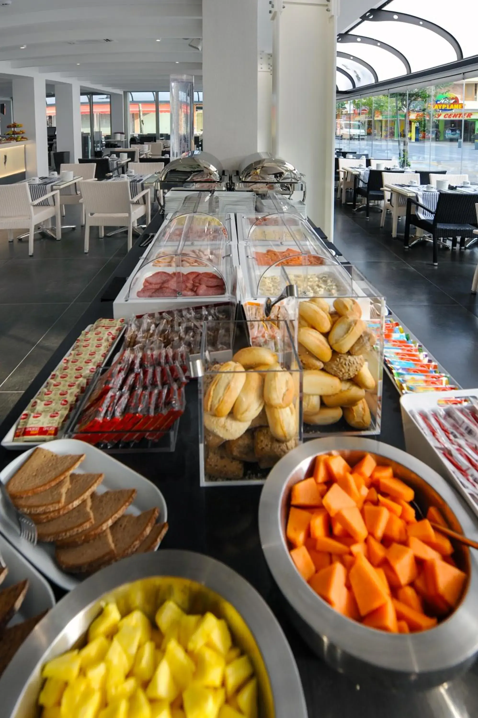 Continental breakfast in Bellini Relais