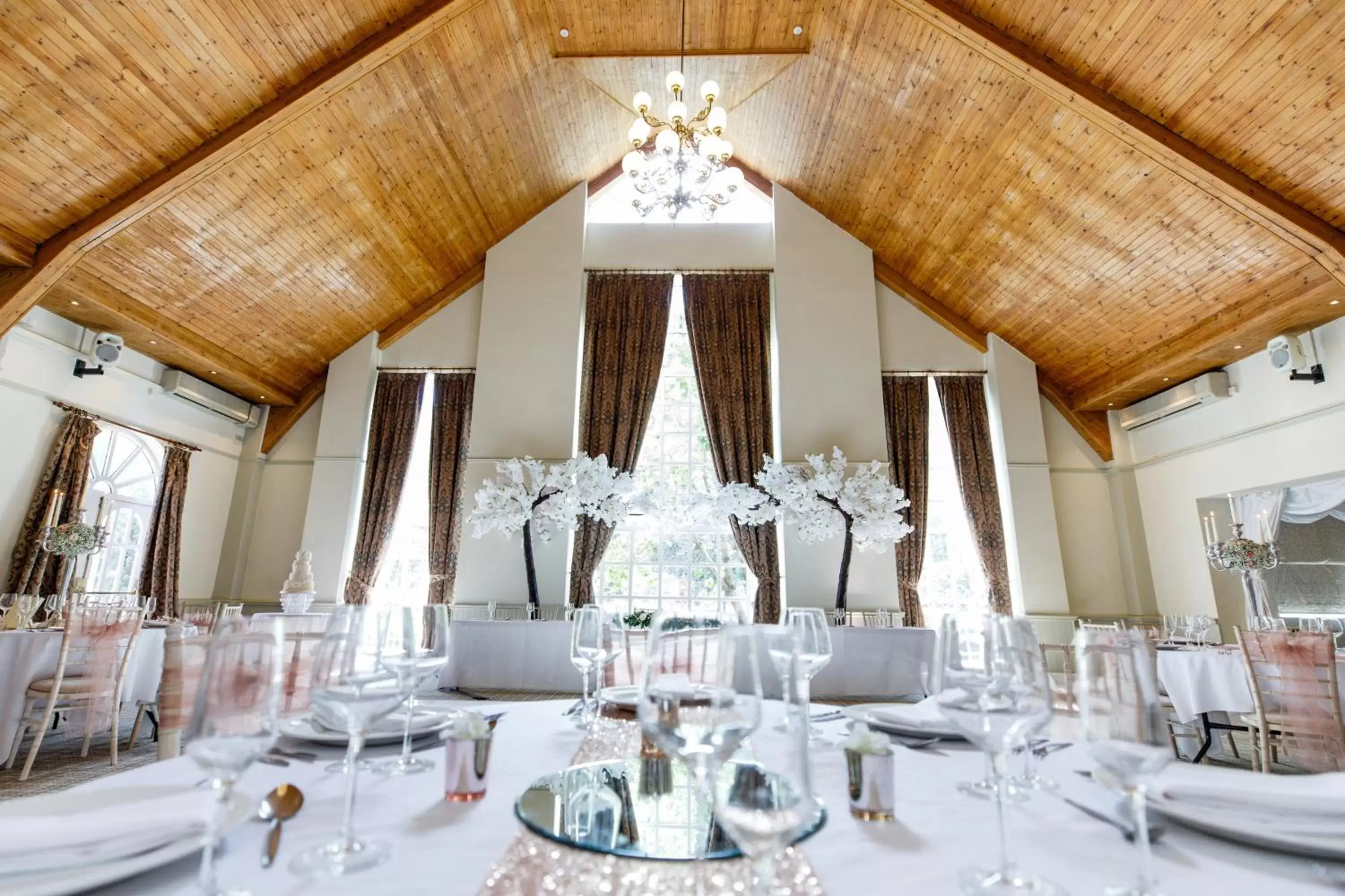 wedding, Restaurant/Places to Eat in The Heritage Park Hotel
