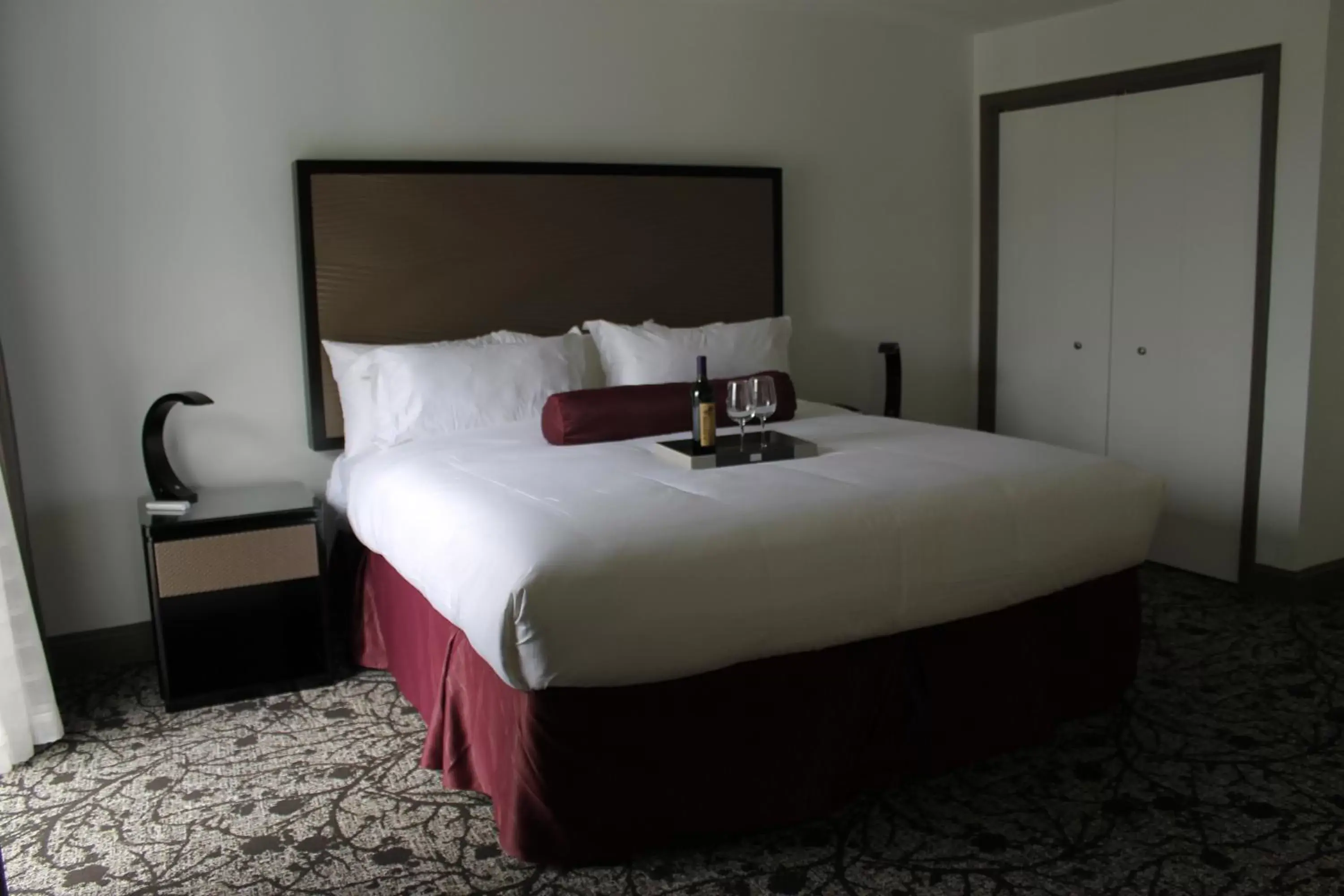 King Room with Balcony in Regalia Hotel & Conference Center King Room with Balcony in Regalia Hotel & Conference Center