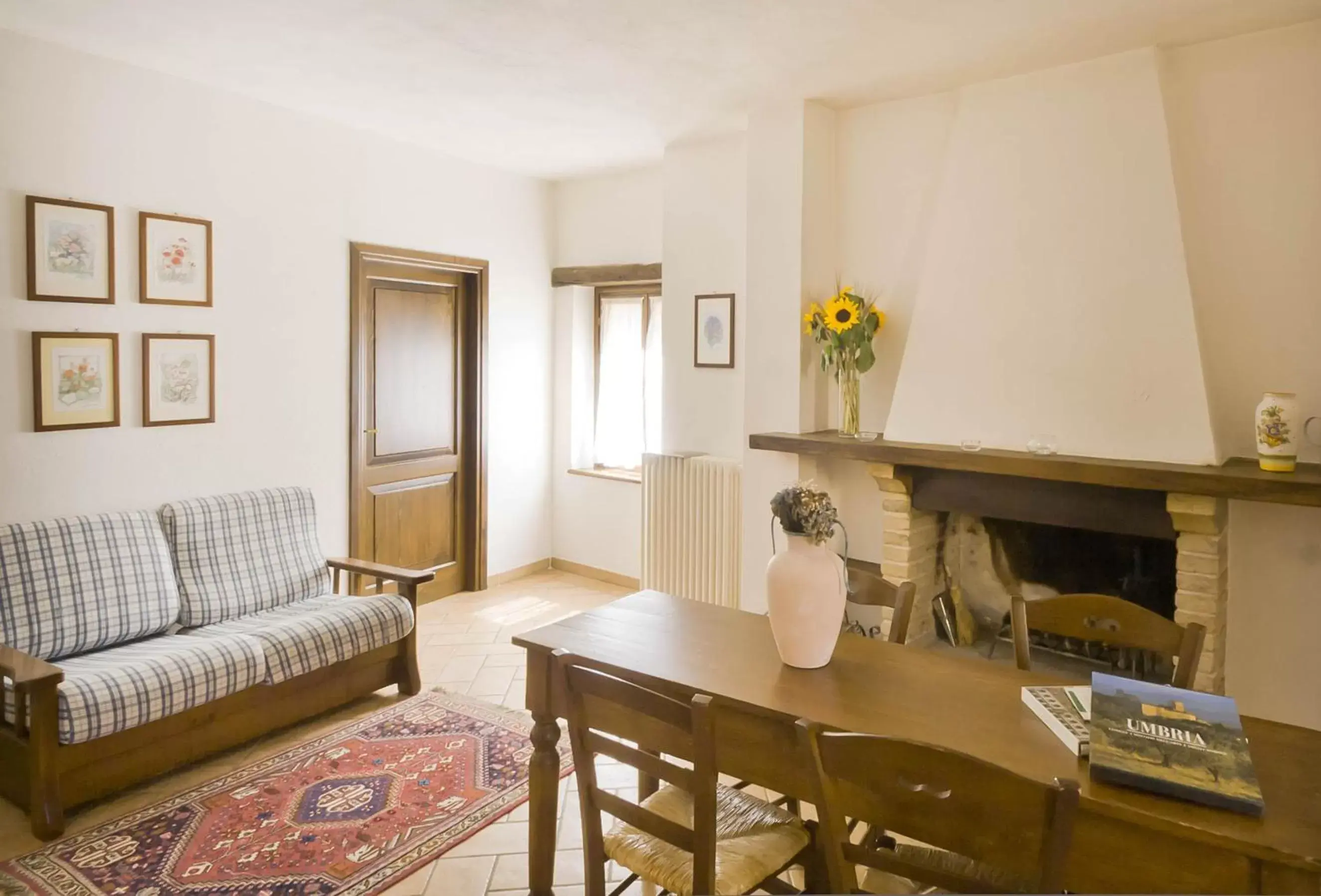 Living room, Seating Area in Borgo San Valentino