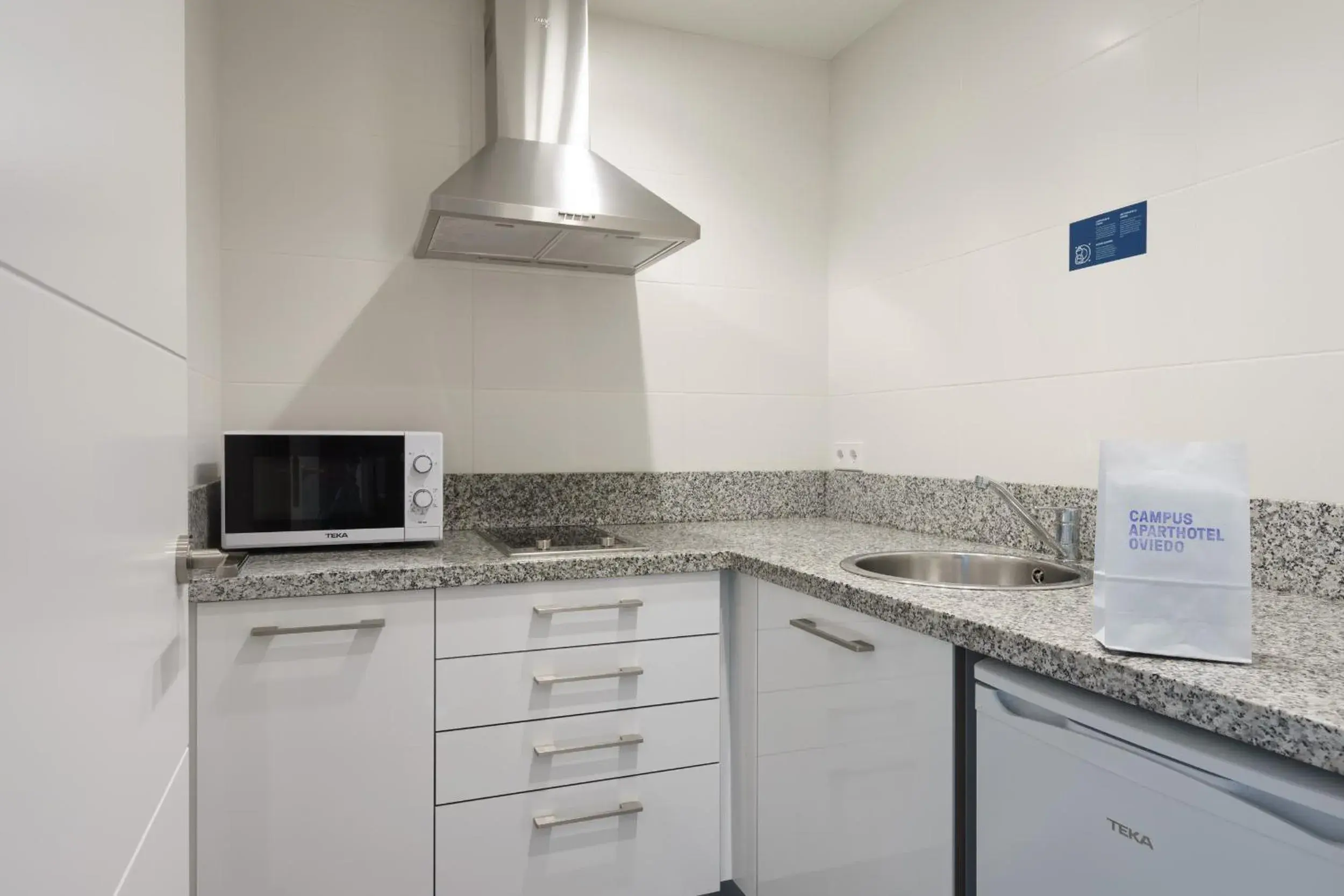 Kitchen or kitchenette, Kitchen/Kitchenette in Aparthotel Campus