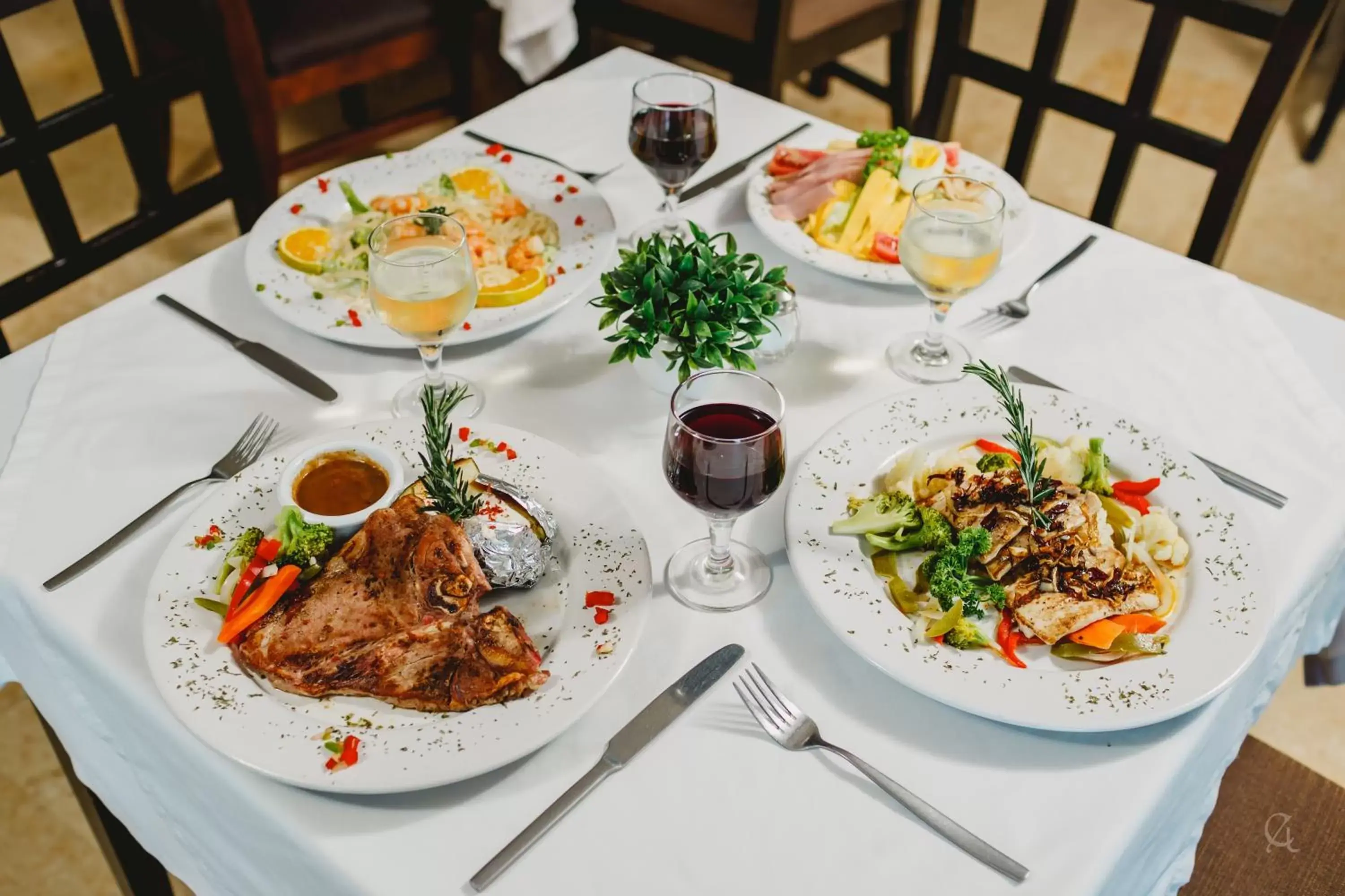 Restaurant/places to eat in Best Western Hotel Posada Freeman Zona Dorada Restaurant/places to eat in Best Western Hotel Posada Freeman Zona Dorada