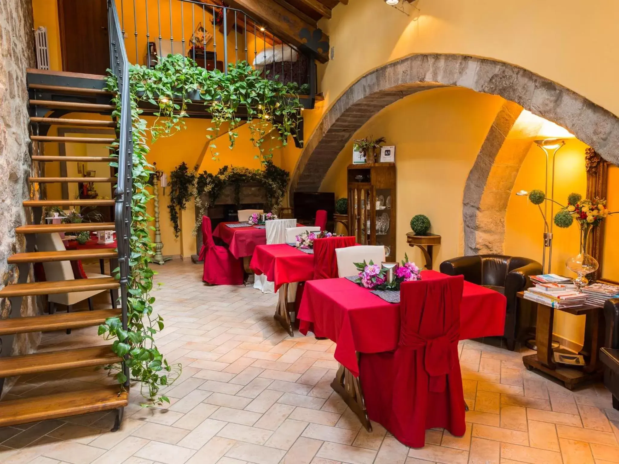 Restaurant/Places to Eat in B&B Medieval House
