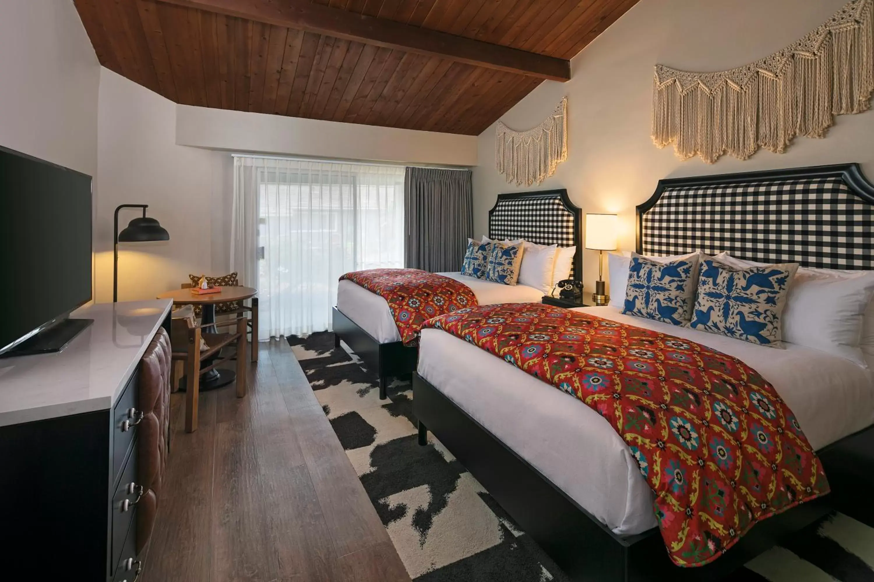 Standard Queen Room with Two Queen Beds in Oceanpoint Ranch