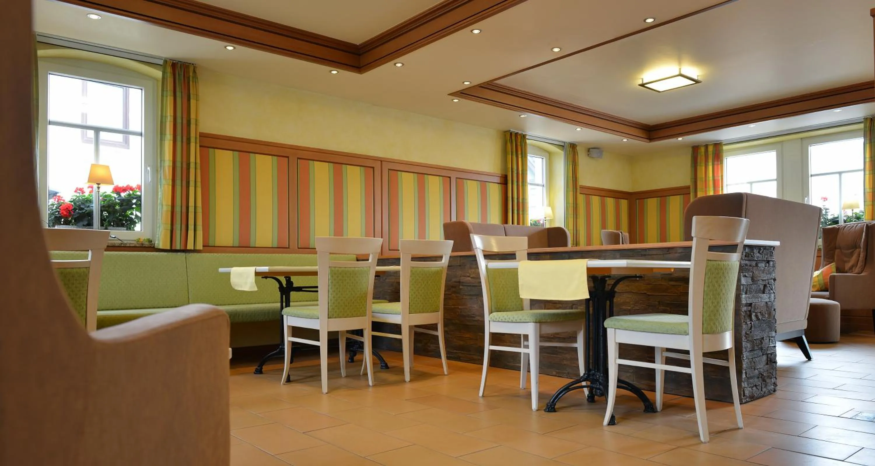 Lounge or bar in Hotel Goldenes Fass in Rothenburg ob der Tauber