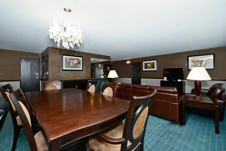 Photo of the whole room in Causeway Bay Hotel