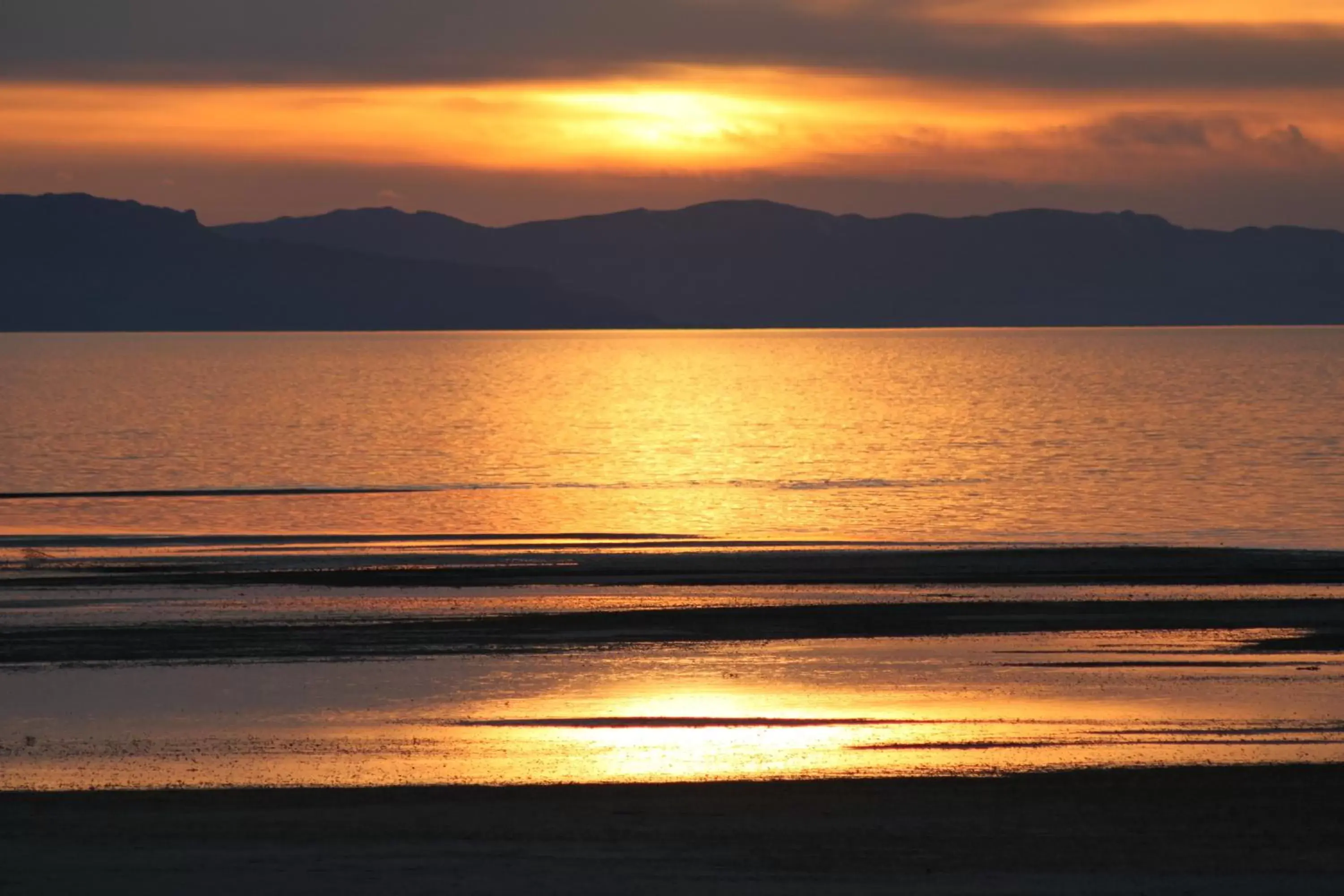 Nearby landmark, Sunrise/Sunset in Holiday Inn Express Hotel & Suites Tooele, an IHG Hotel