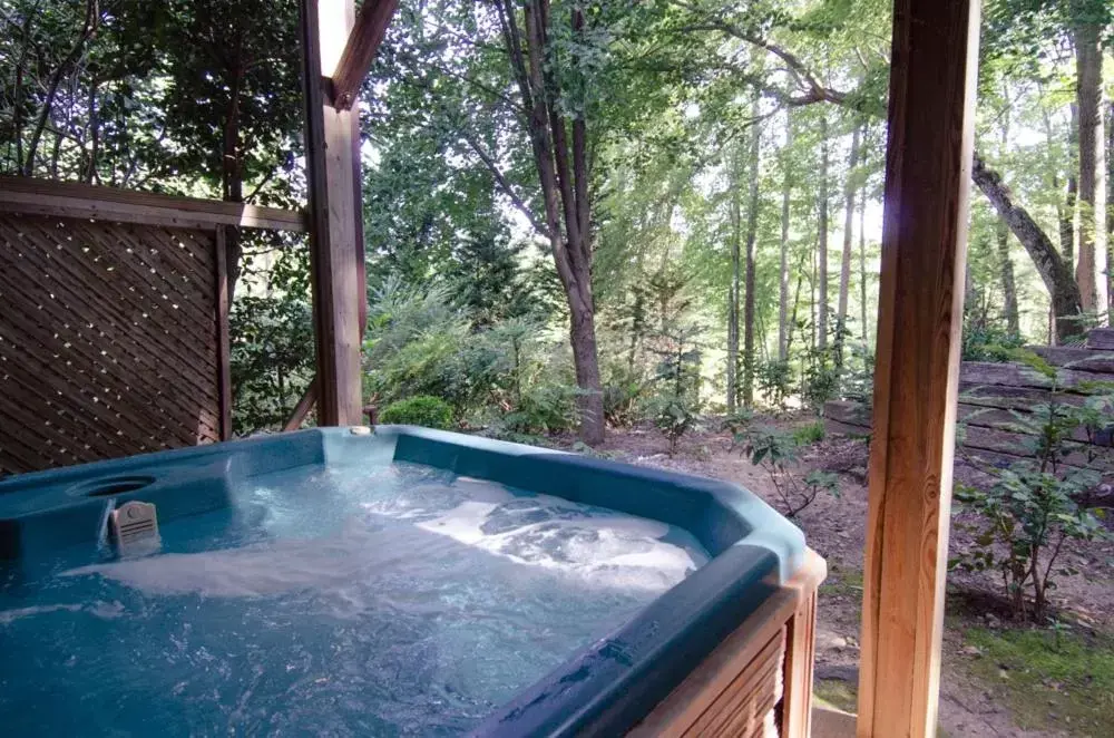 Balcony/Terrace in Asheville Cabins of Willow Winds