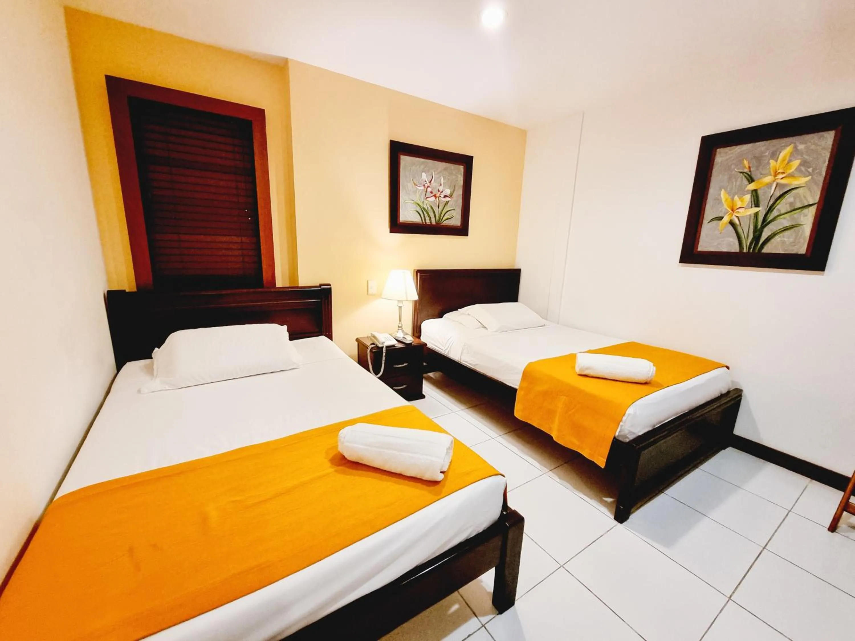 Bed in Hotel Karlo By GHO Hoteles