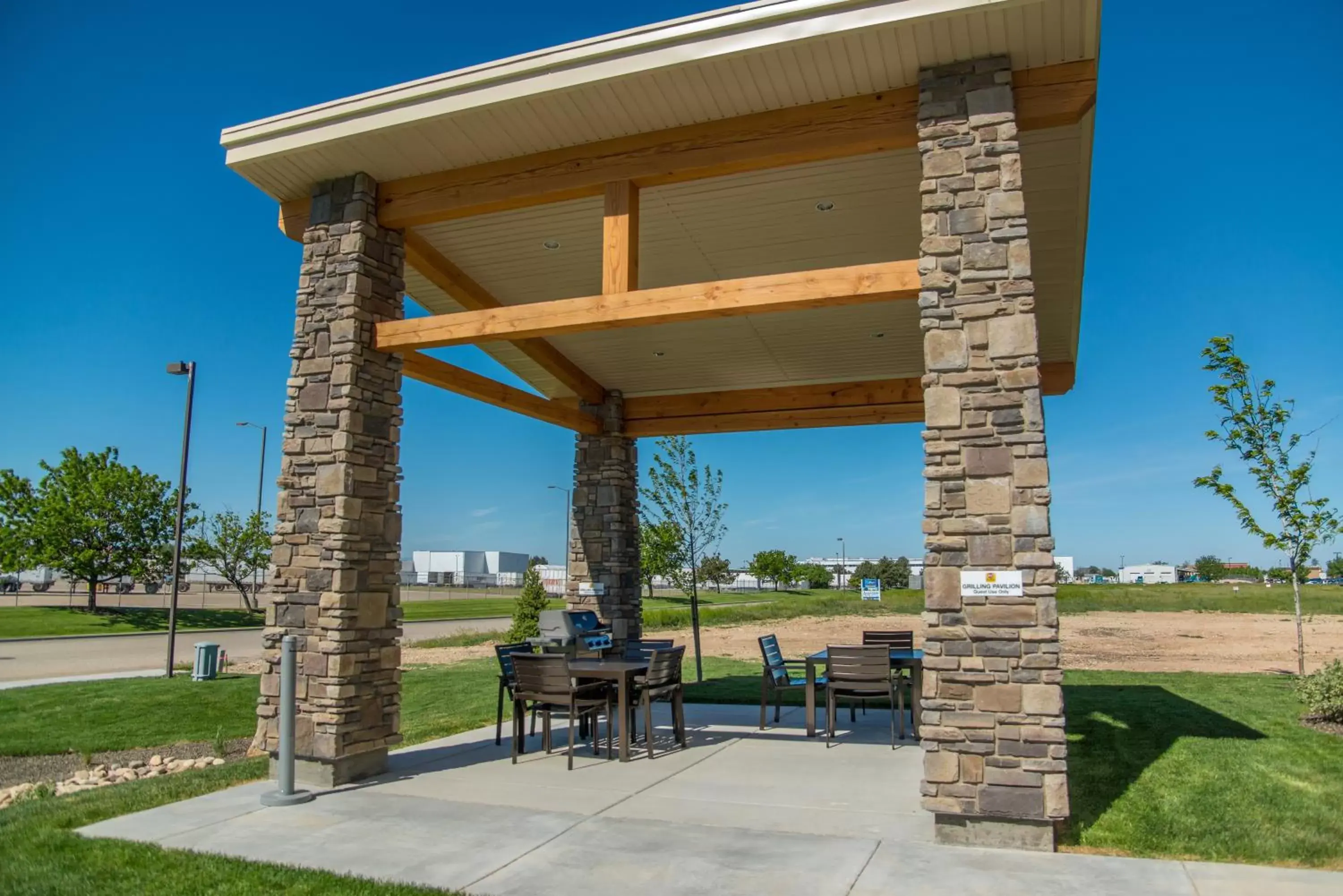 Patio in My Place Hotel-Boise/Meridian, ID