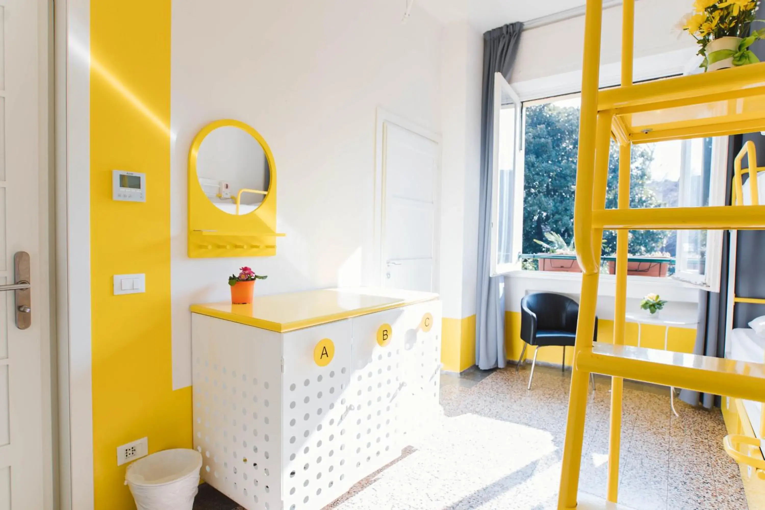 bunk bed, Bathroom in Ostello Bello Lake Como