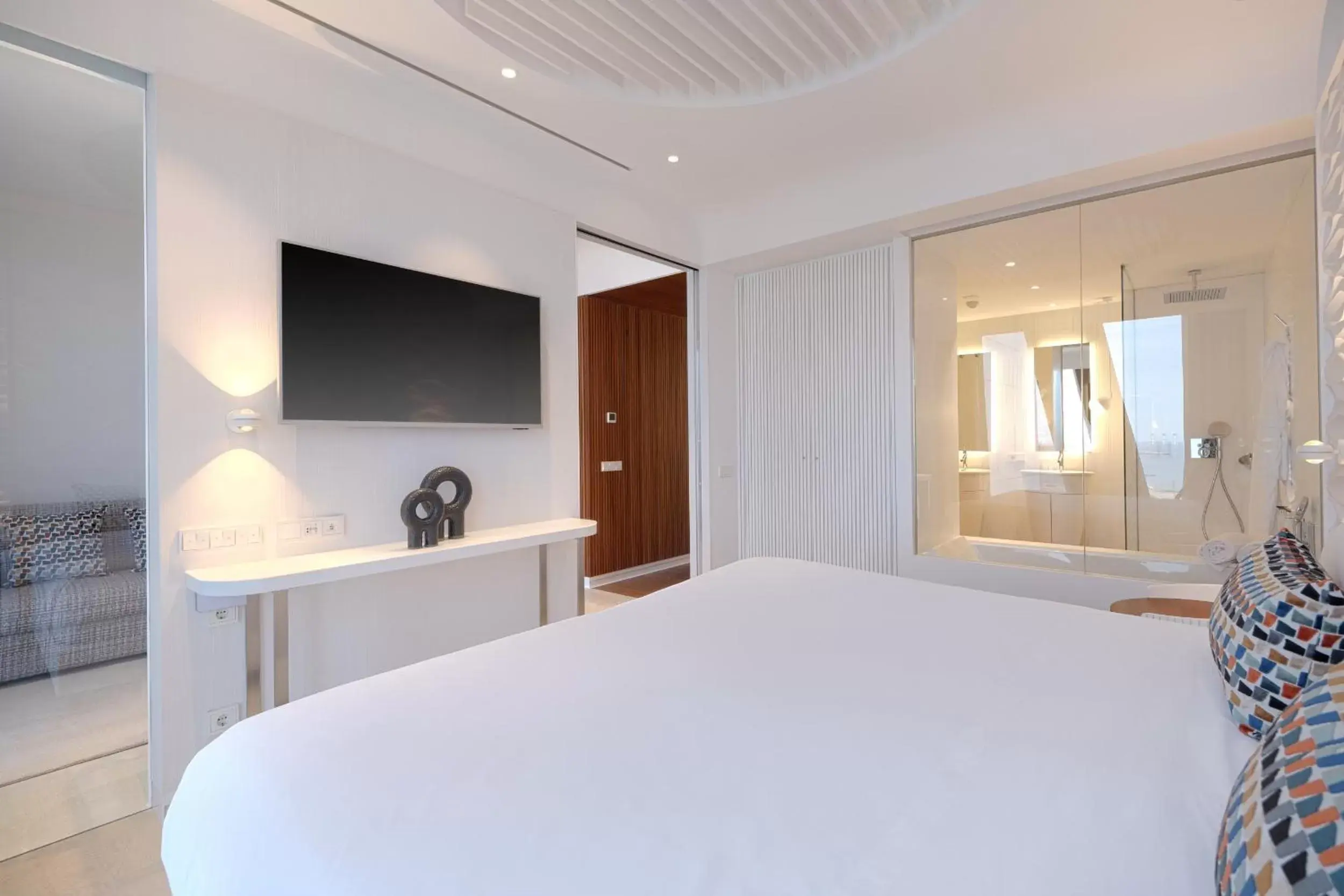 Bedroom, Bed in Hotel Marina Badalona