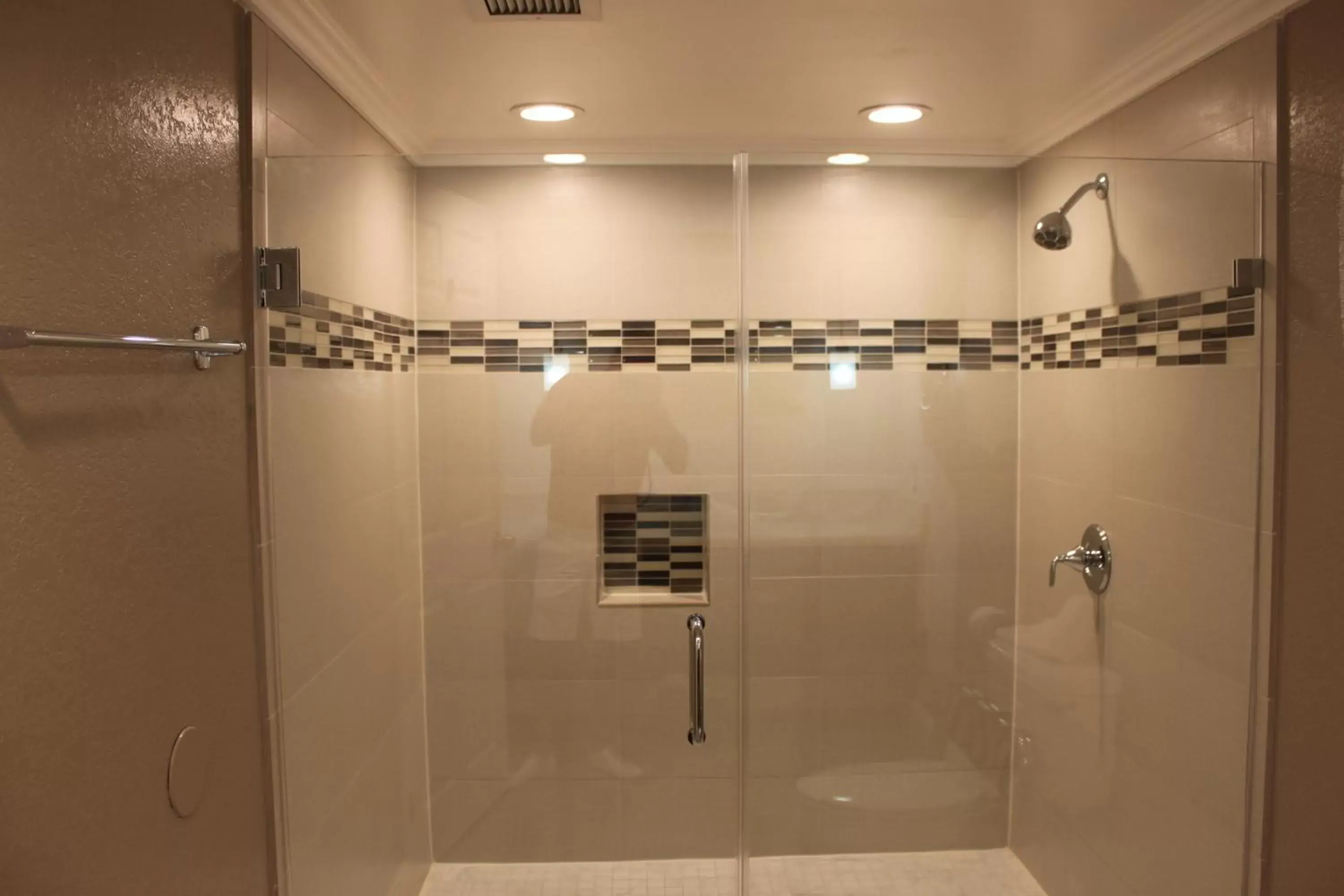 Shower, Bathroom in Inn at Highway 1
