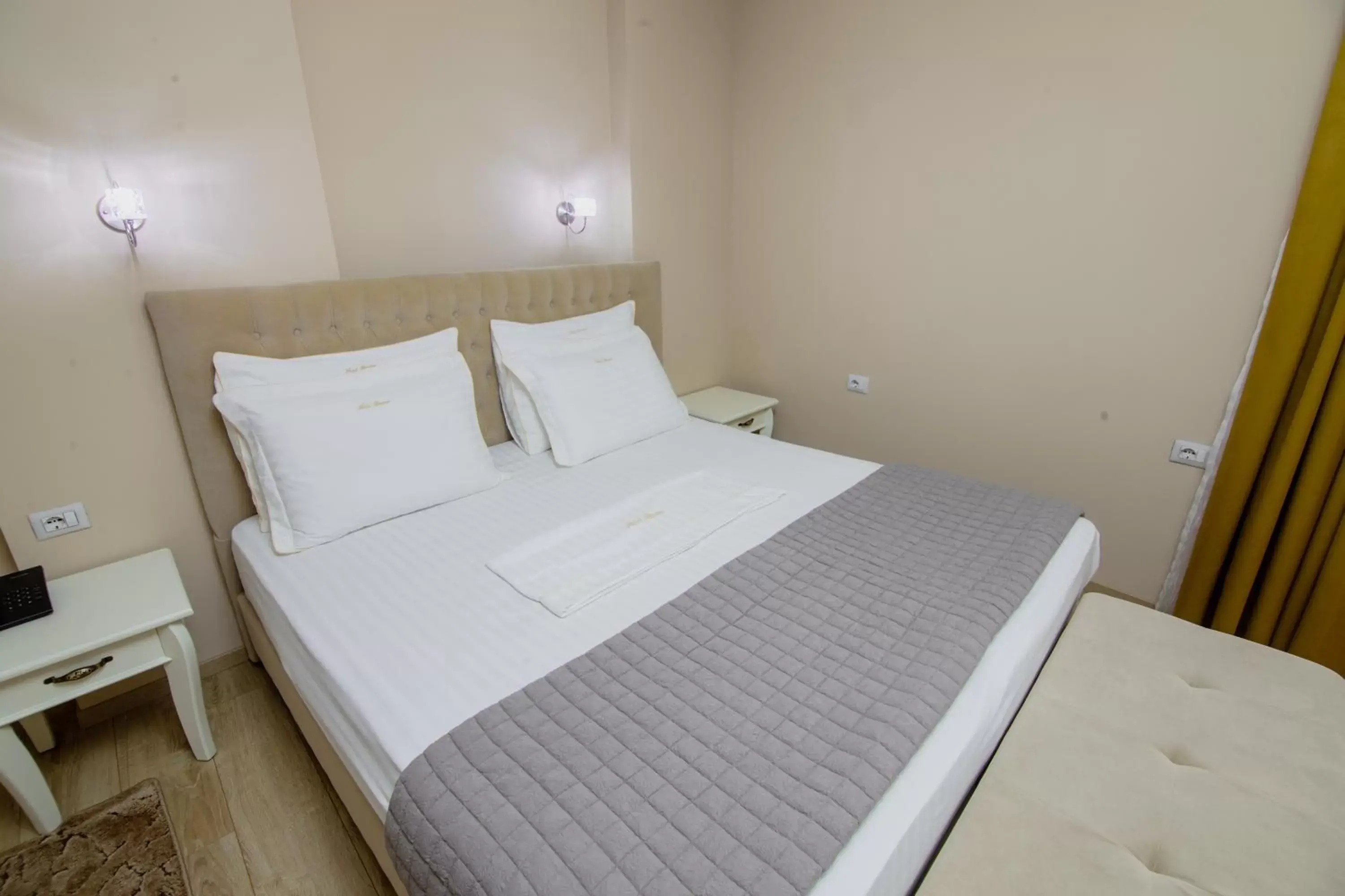 Bed in Christi's Hotel Borova Bed in Christi's Hotel Borova