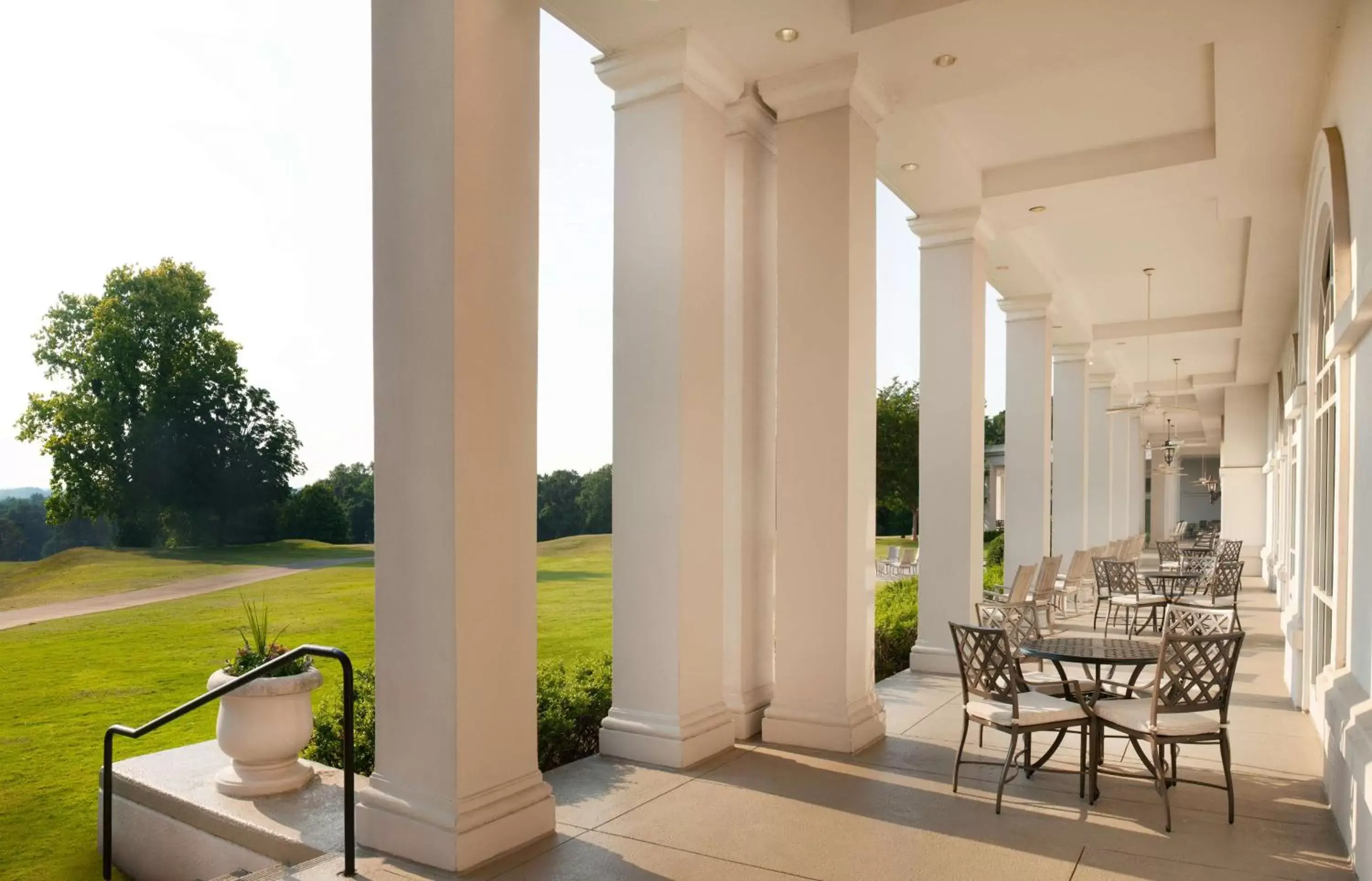 Inner courtyard view in Hilton Atlanta/Marietta Hotel & Conference Center