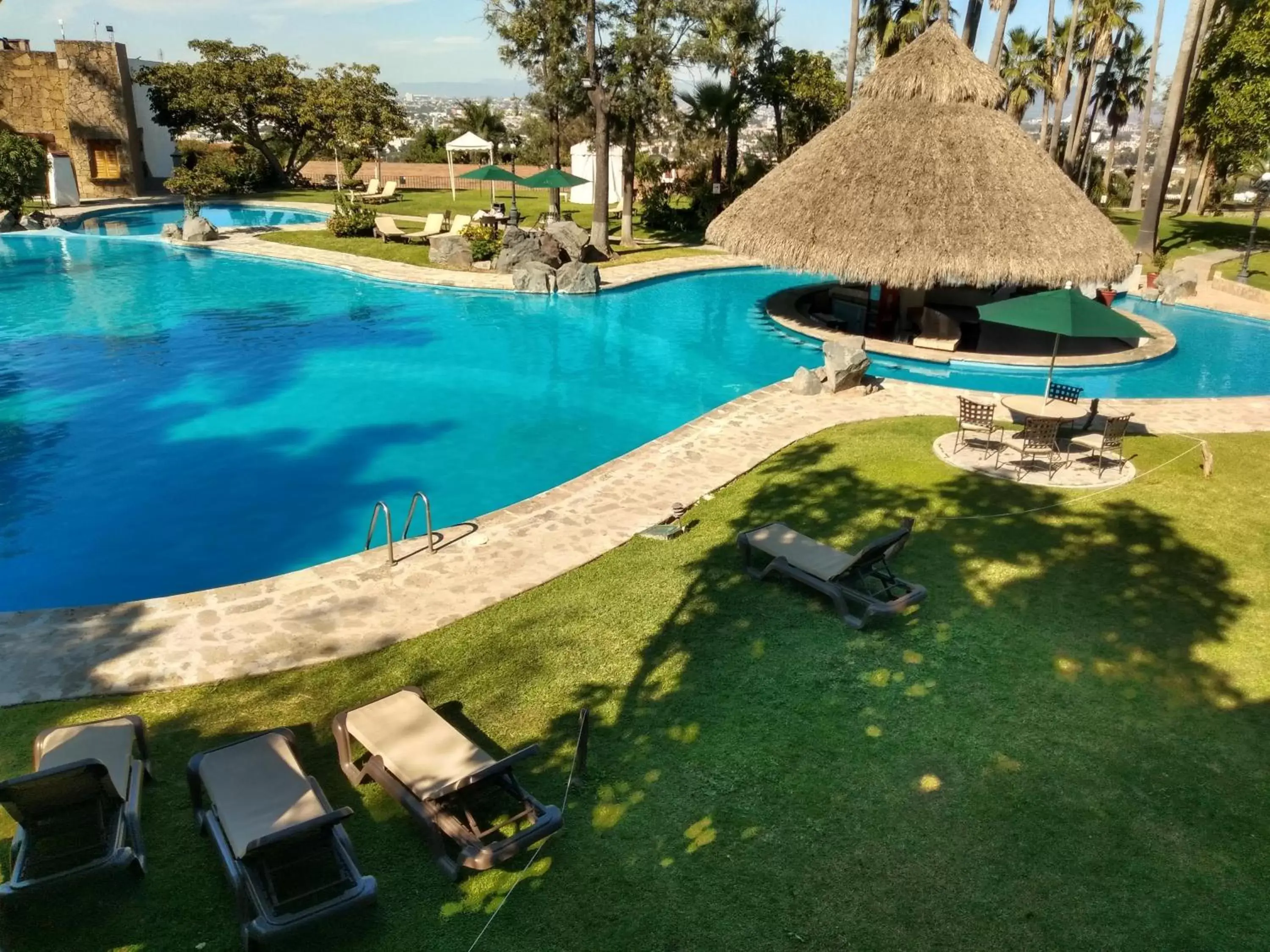 Swimming pool, Pool View in Radisson Hotel Tapatio Guadalajara