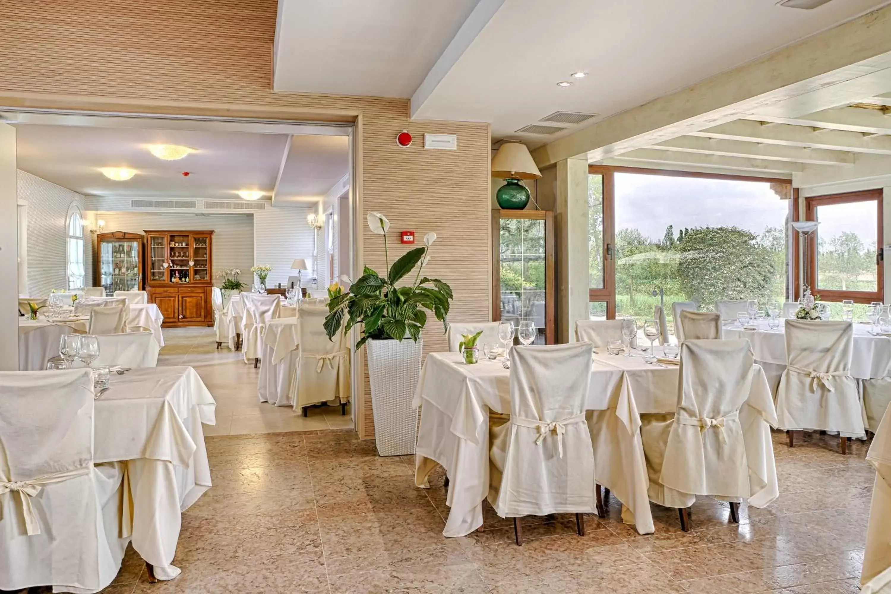 Restaurant/places to eat, Banquet Facilities in Borgo Cà dei Sospiri