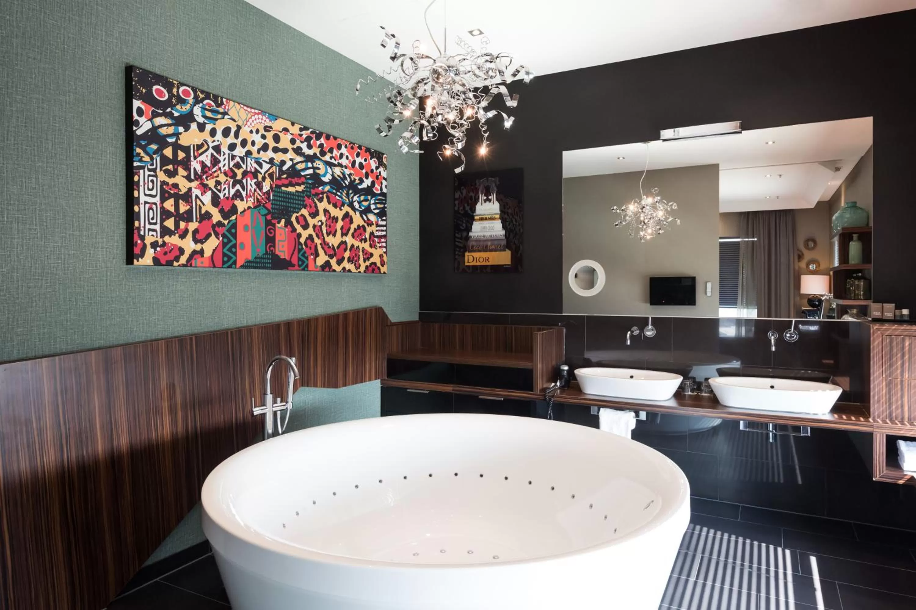 Bathroom in Van der Valk Hotel Düsseldorf