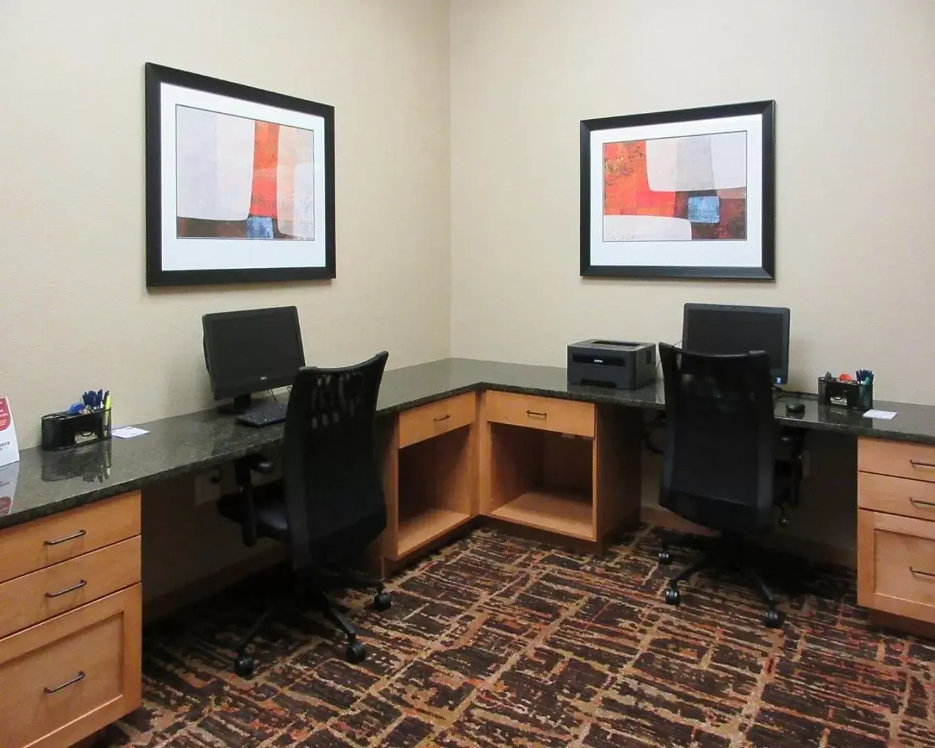 Business facilities, Business Area/Conference Room in MainStay Suites Sidney - Medical Center