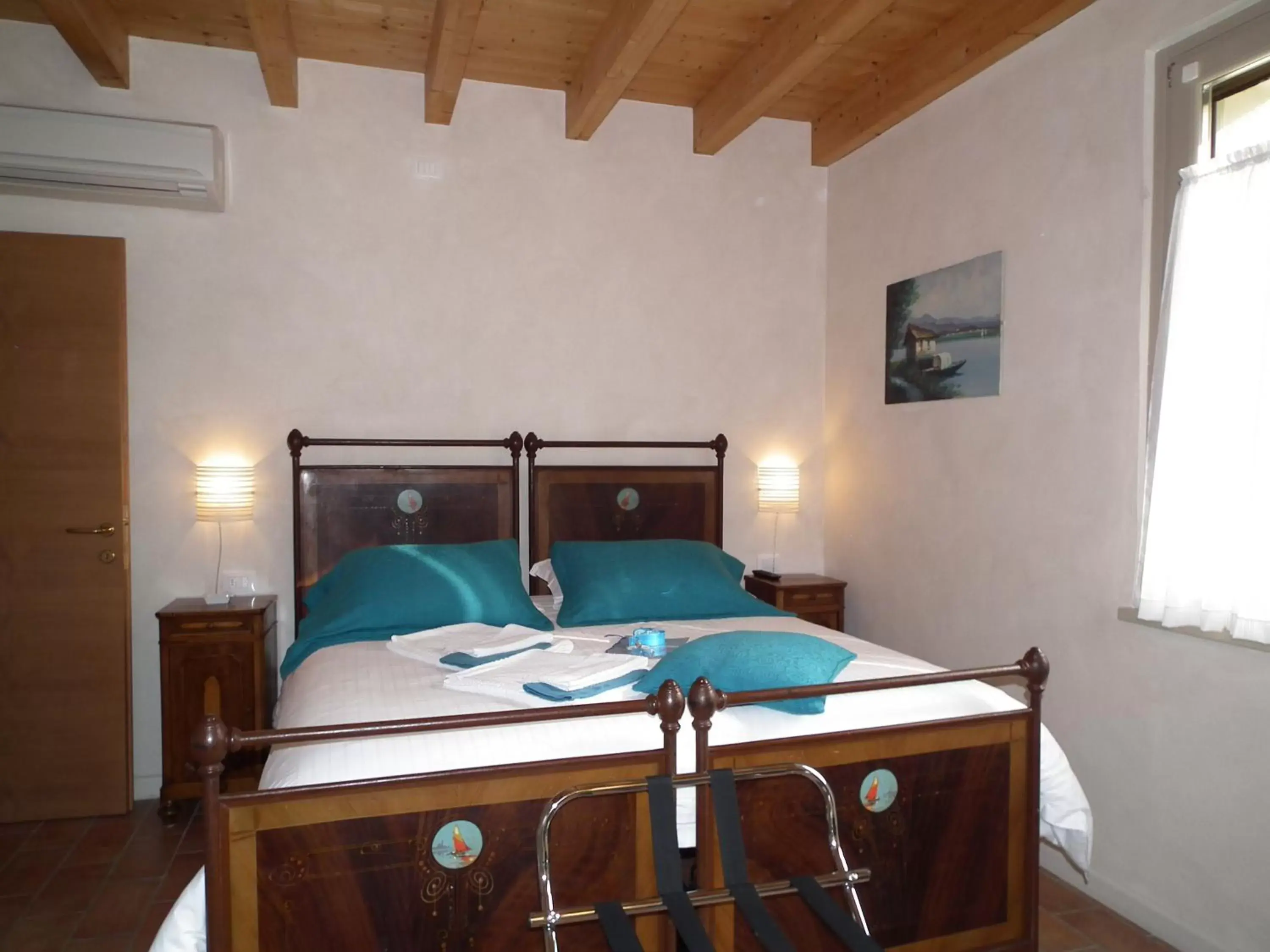 Bed in L'Isolo b&b e case vacanza