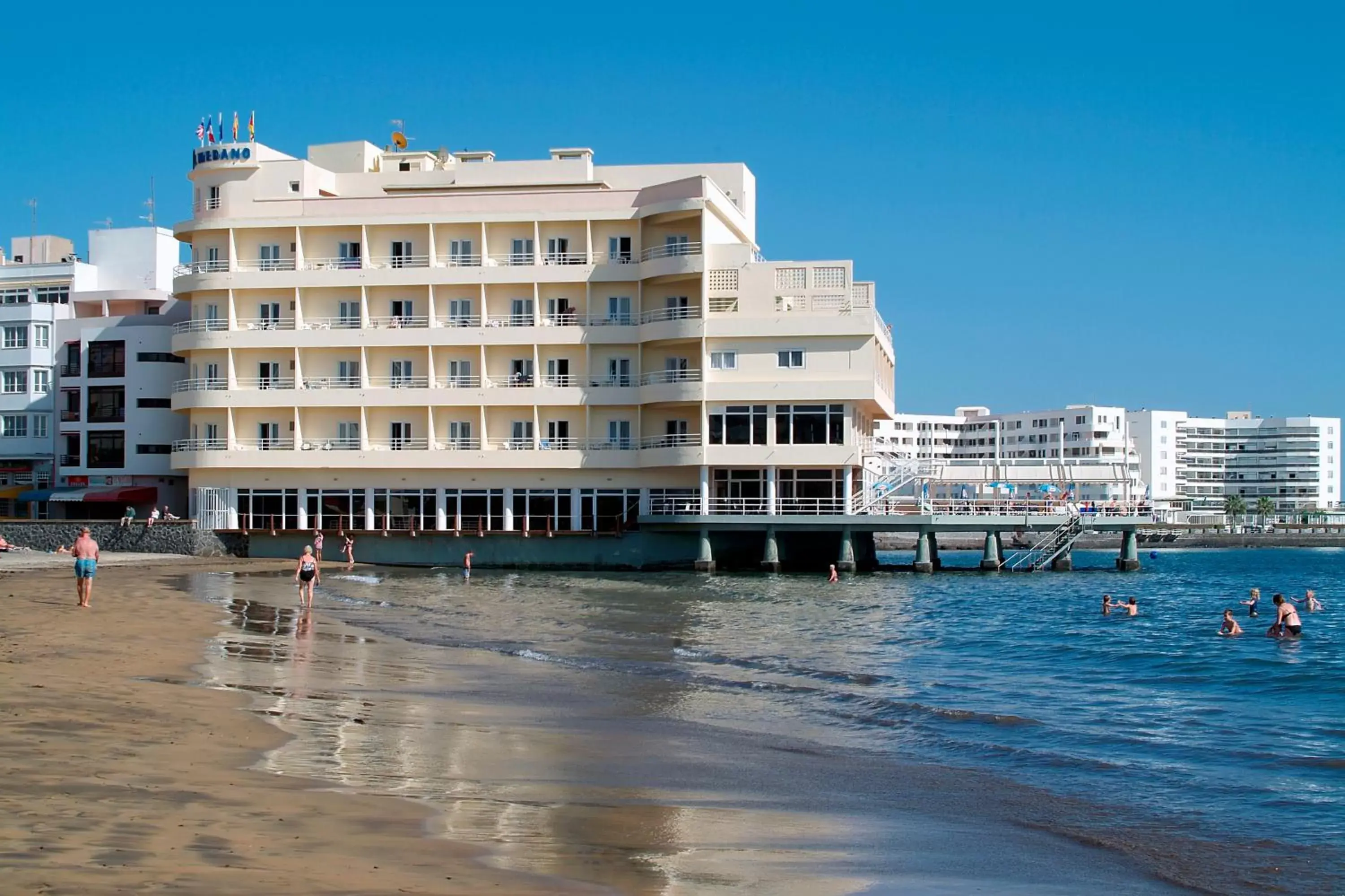 Facade/entrance, Property Building in Hotel Médano