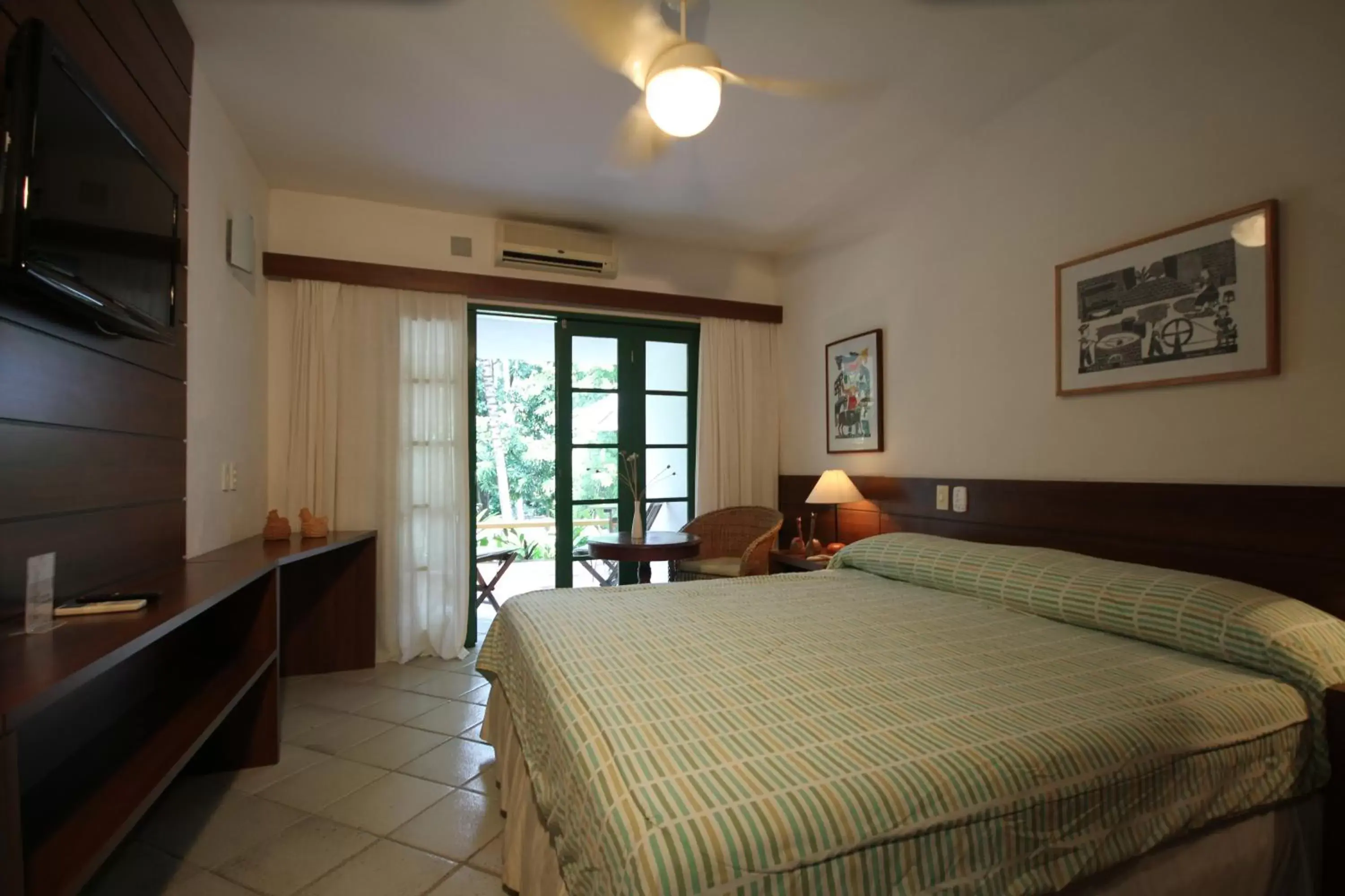 Superior Suite - single occupancy in Hotel 7 Colinas Superior Suite - single occupancy in Hotel 7 Colinas