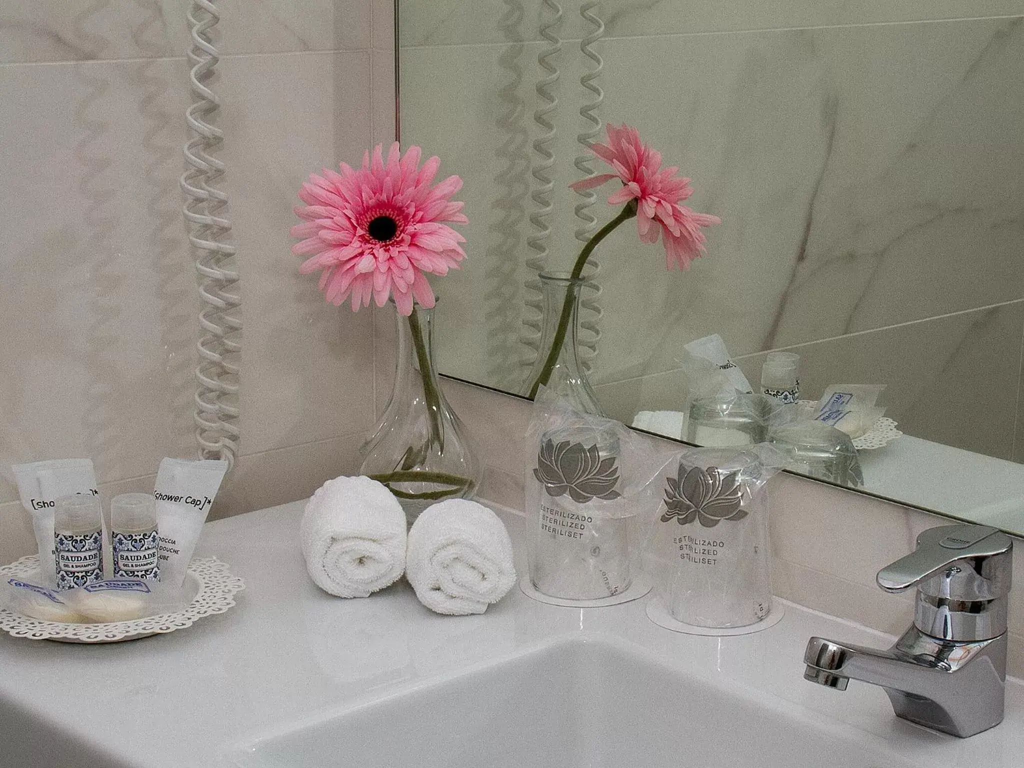 Bathroom in Consolata Hotel