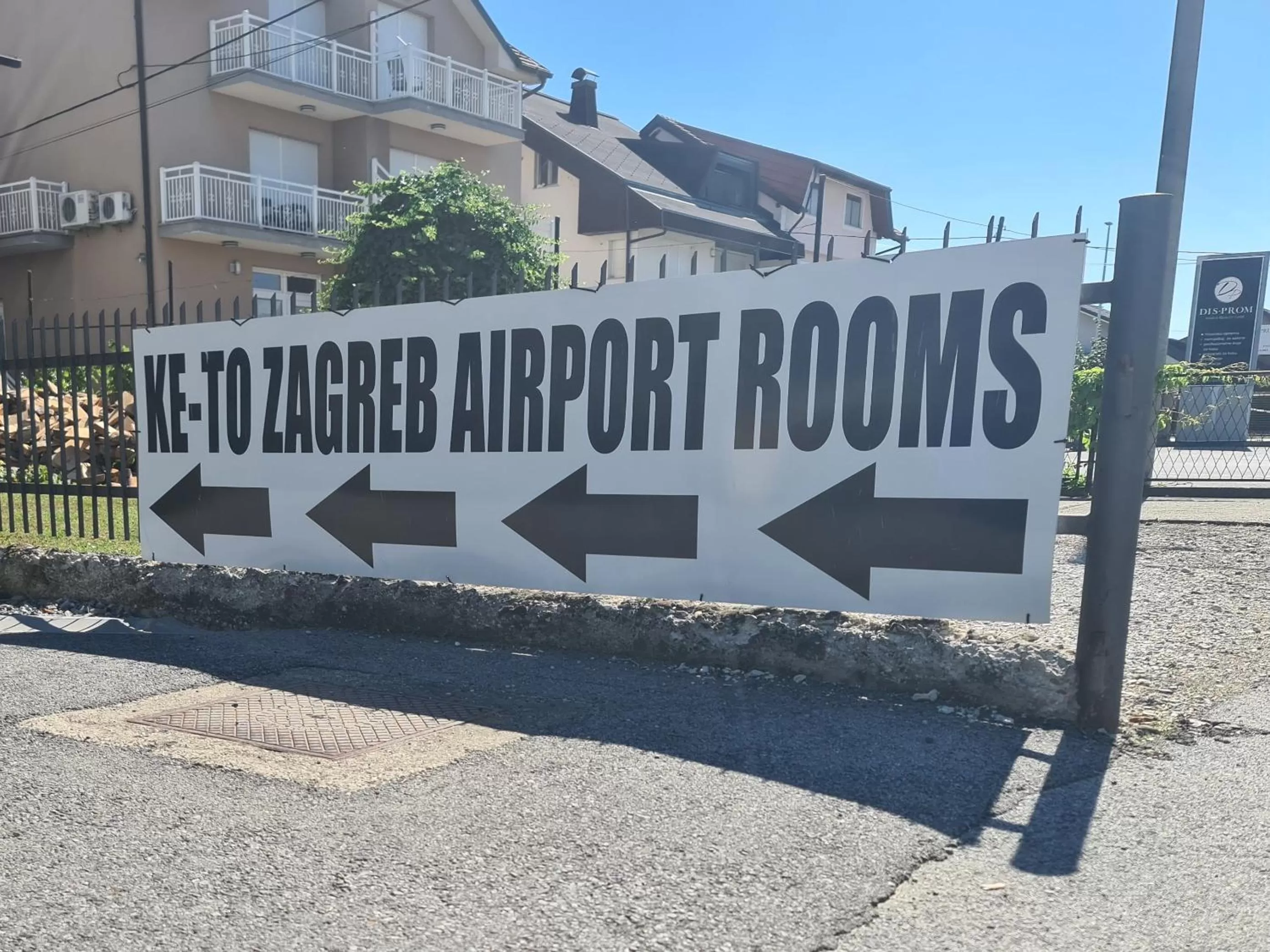KE-TO Zagreb Airport Rooms