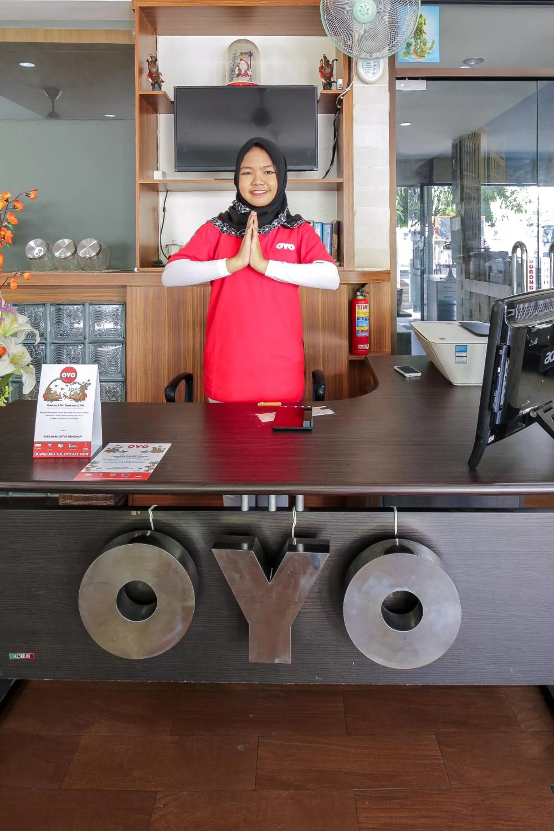 Lobby or reception in OYO 734 Tuban Torres Accomodation