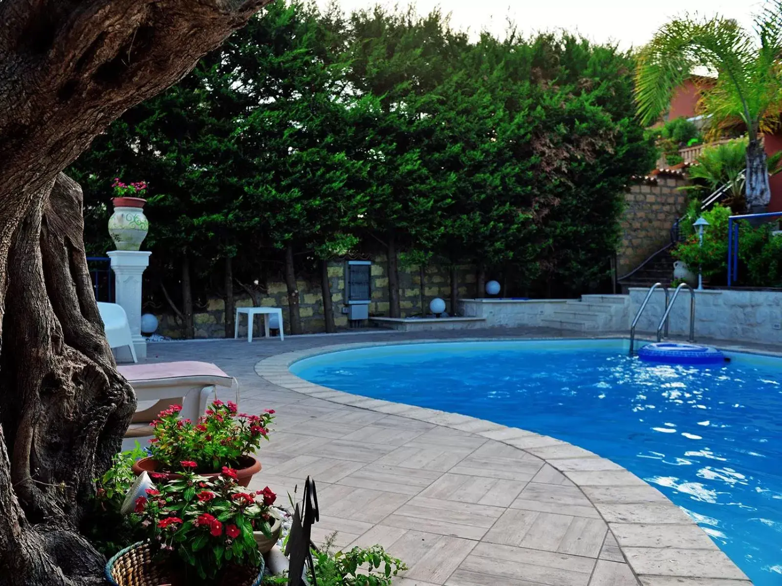 Swimming Pool in B&B Villa del Sole Relais